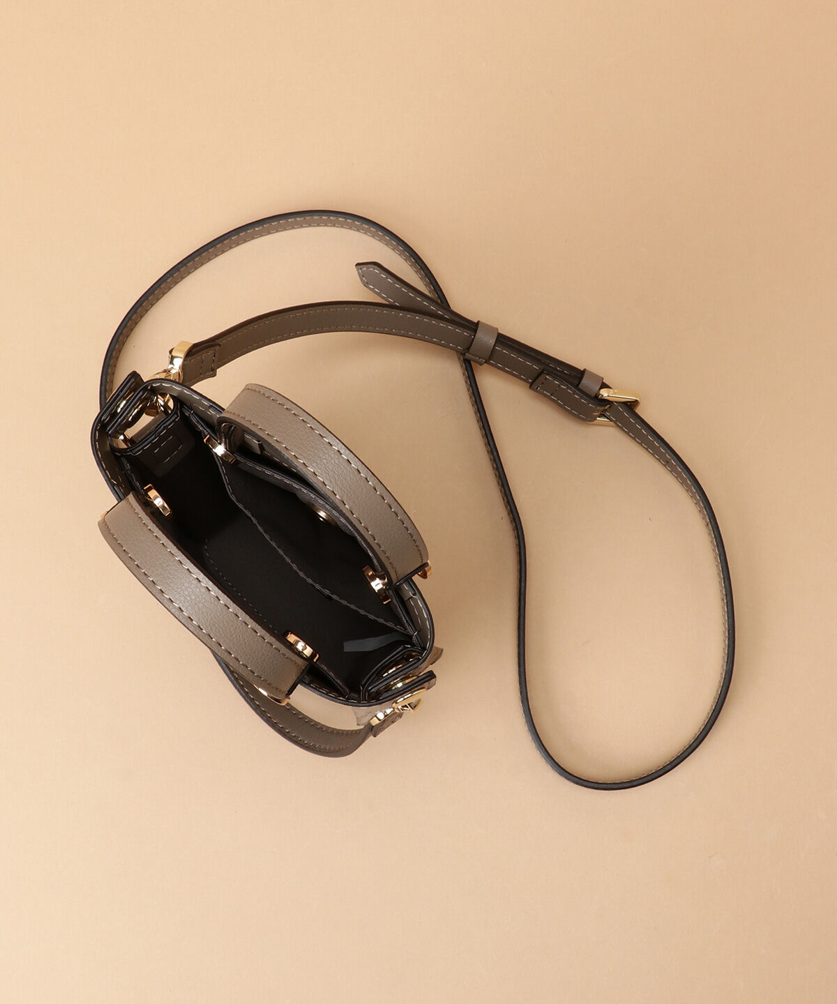 Samantha Thavasa「ミニチュア合皮ショルダーバッグ」|ショルダー・メッセンジャー|