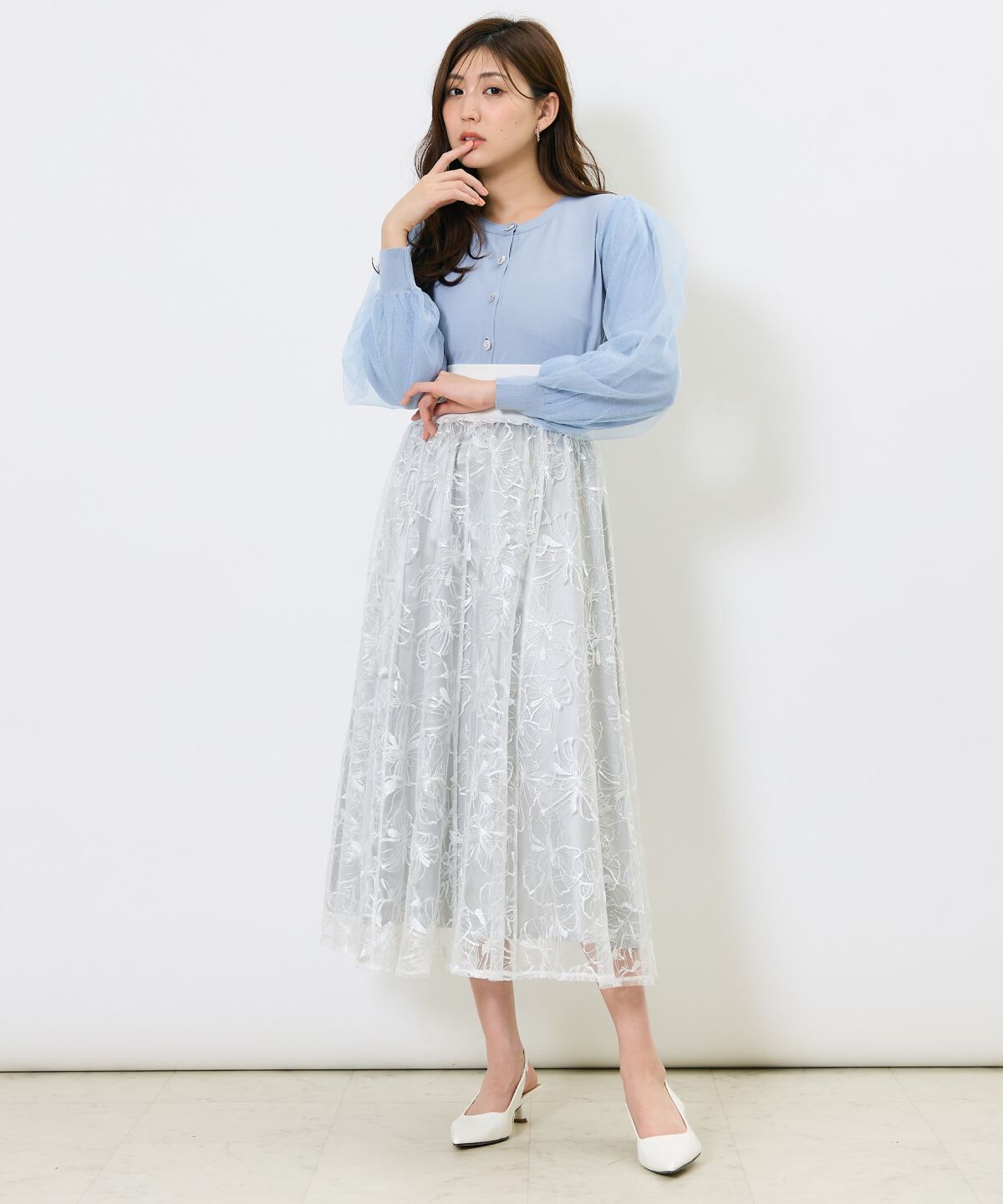 アンドクチュール「スパンコールフラワーチュールスカート」|フレア|