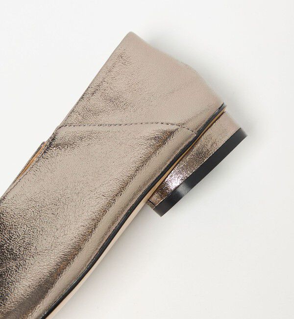 ODETTE E ODILE「オブリークスクエアトゥフラット15&darr;&uarr;」|パンプス|