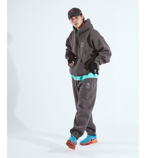 Paris Saint-Germain「【Paris Saint-Germain / パリ・サン＝ジェルマン】JP METALLIC LOGO HOODIE」|パーカー|