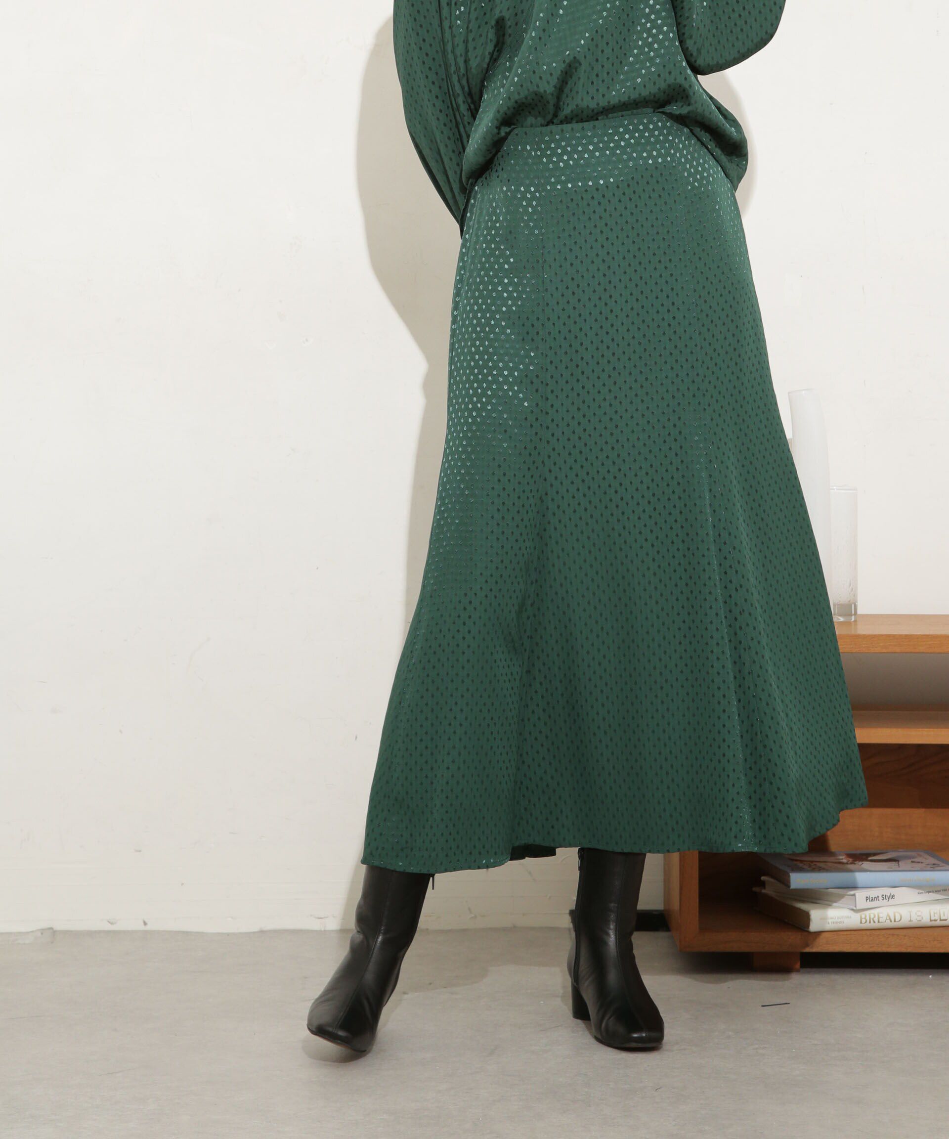 nano･universe「ドットジャガードサテンフレアスカート（セットアップ可）」|スカート|D.グリーン1