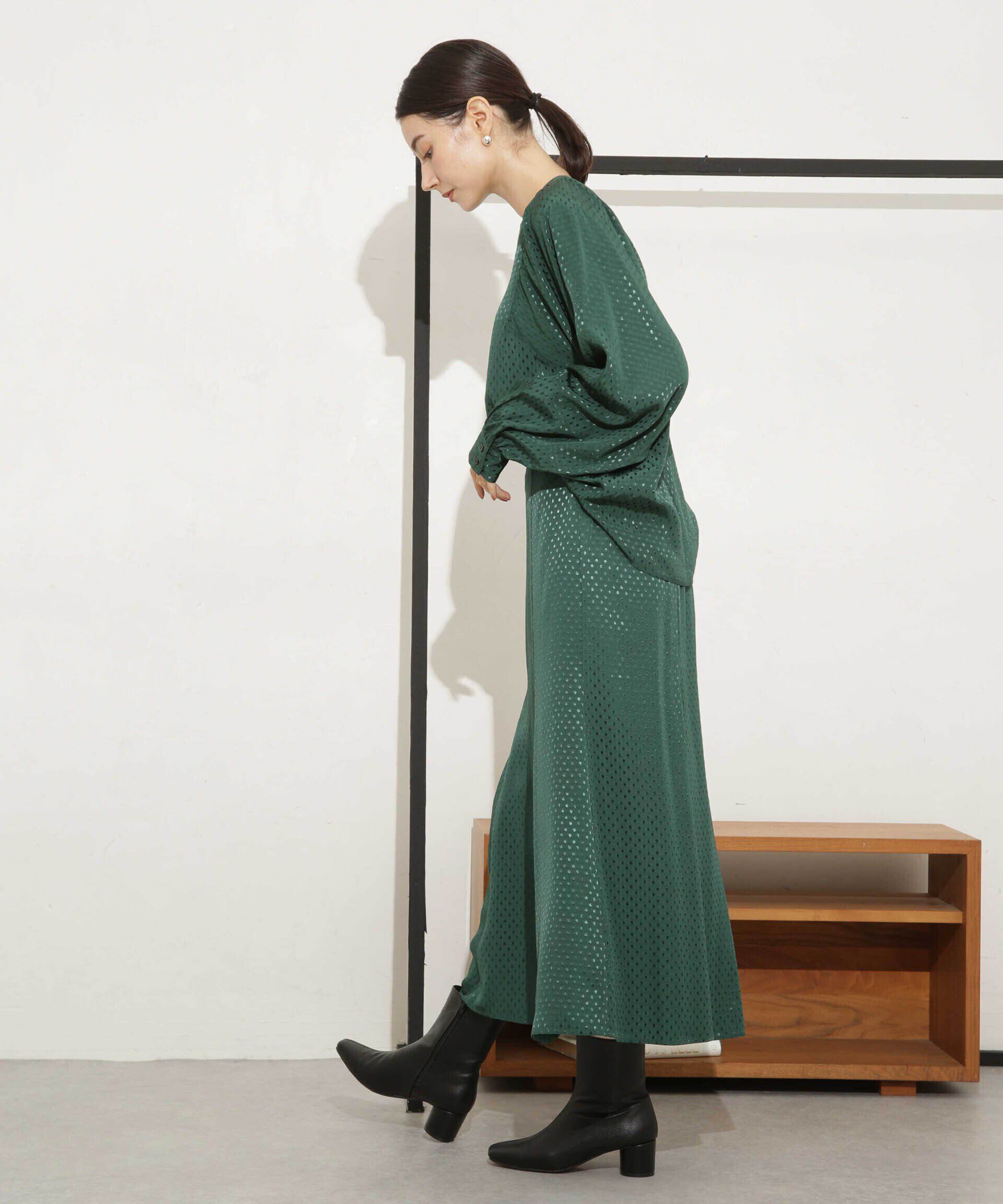 nano･universe「ドットジャガードサテンフレアスカート（セットアップ可）」|スカート|