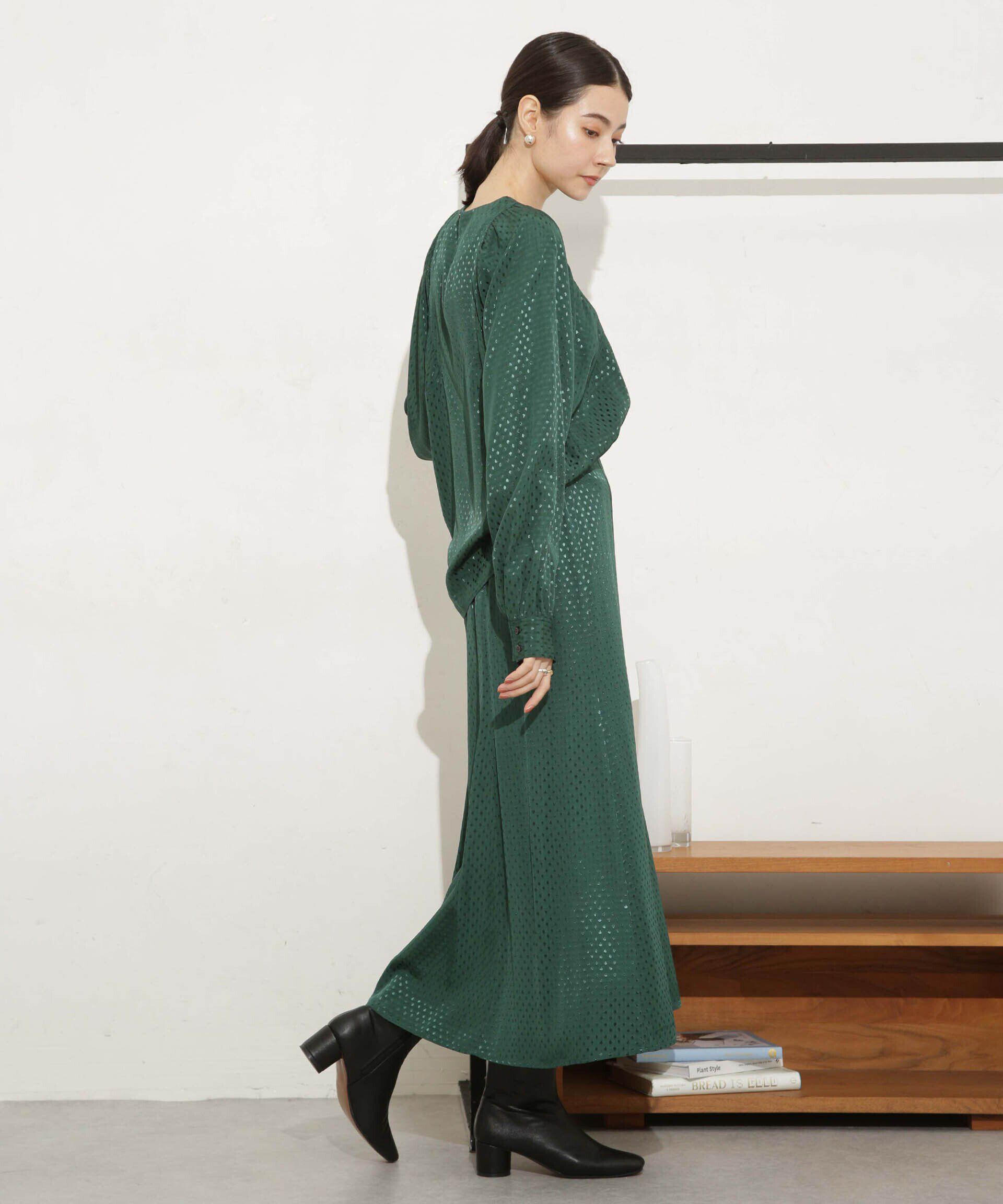 nano･universe「ドットジャガードサテンフレアスカート（セットアップ可）」|スカート|