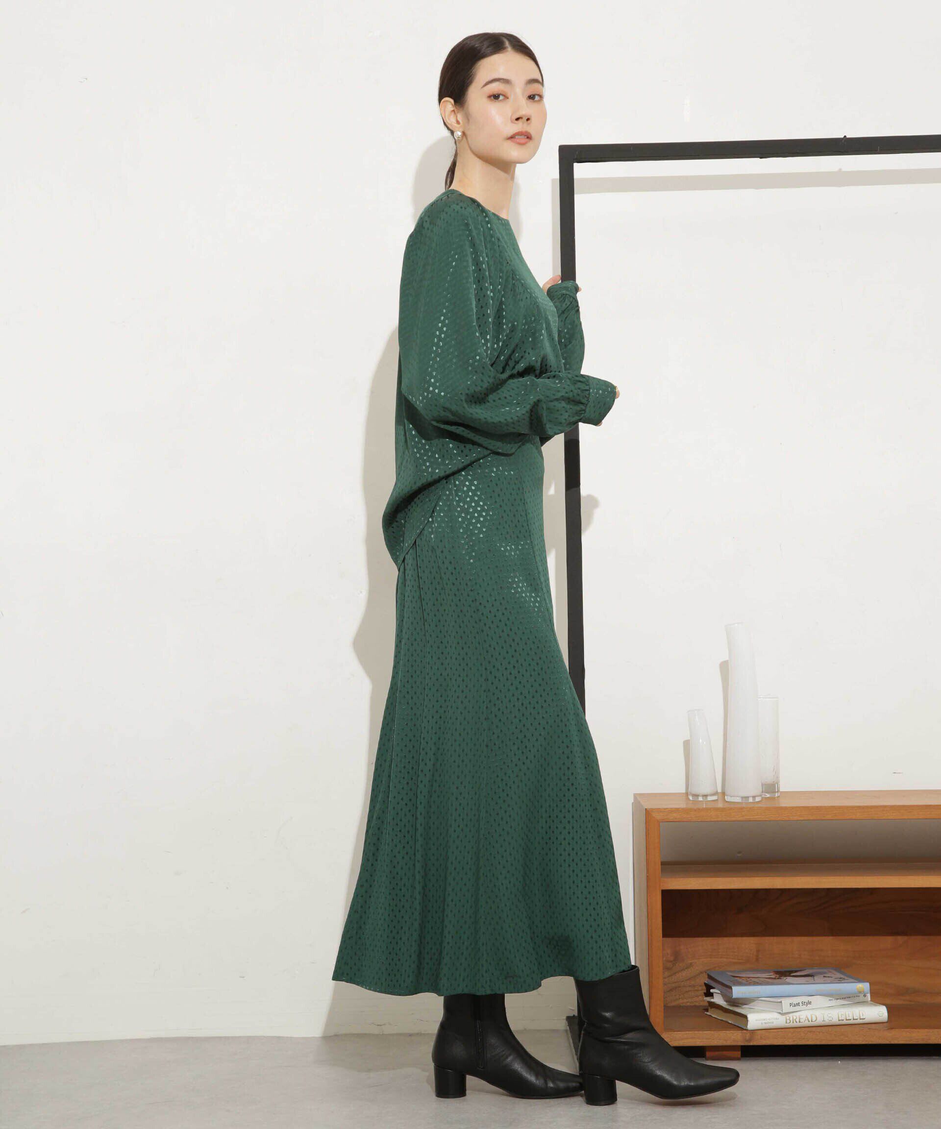 nano･universe「ドットジャガードサテンフレアスカート（セットアップ可）」|スカート|