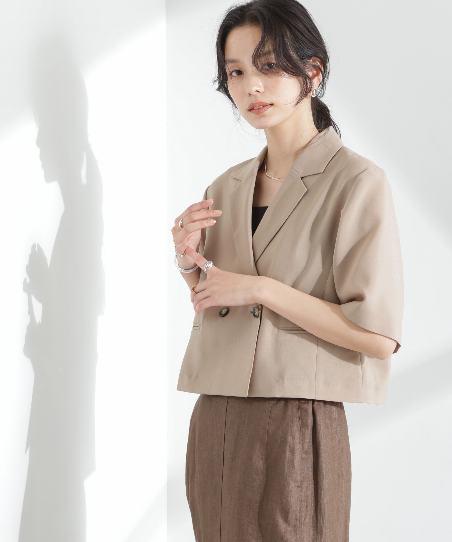 nano･universe「メランジドライ 半袖ショートダブルジャケット(セットアップ可)」|テーラードジャケット|ベージュ