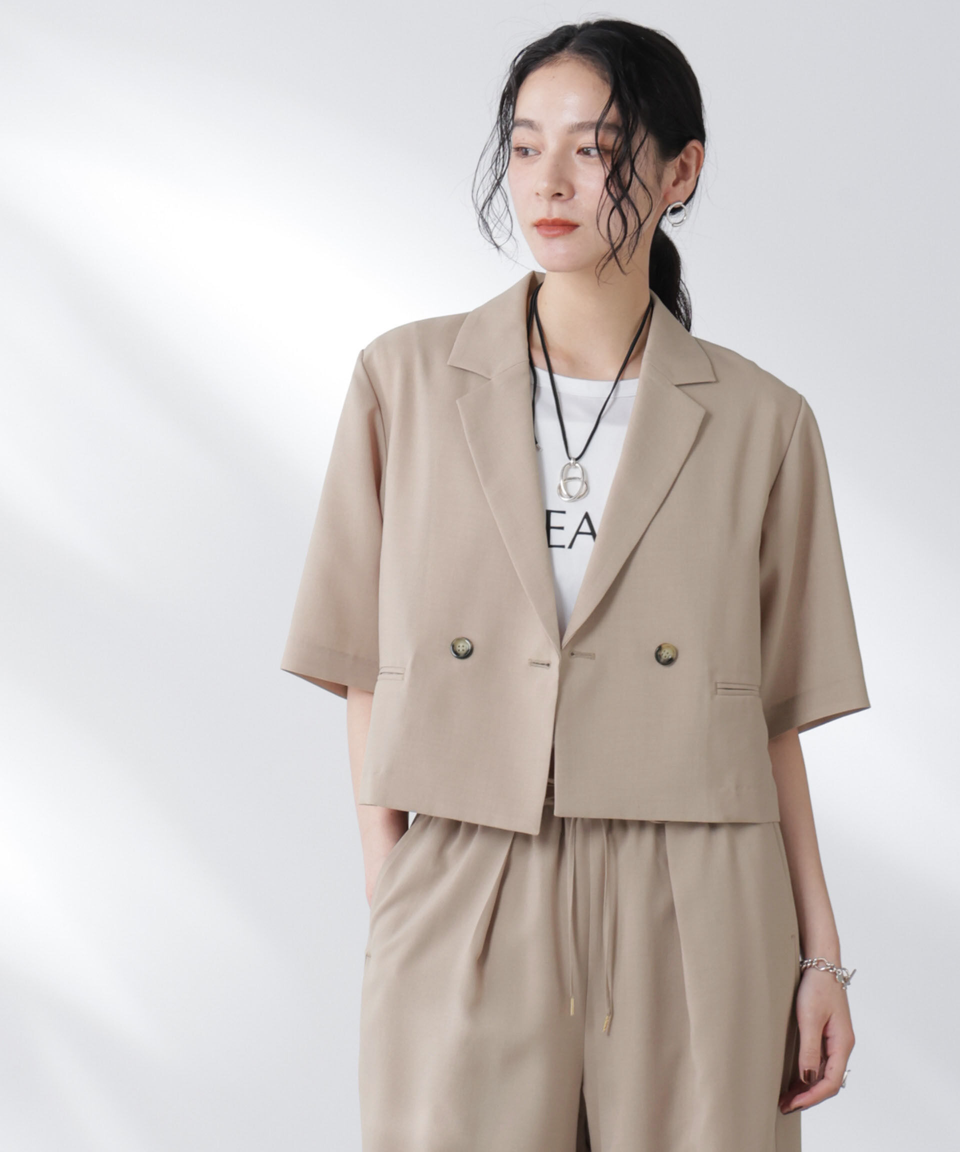 nano･universe「メランジドライ 半袖ショートダブルジャケット(セットアップ可)」|テーラードジャケット|