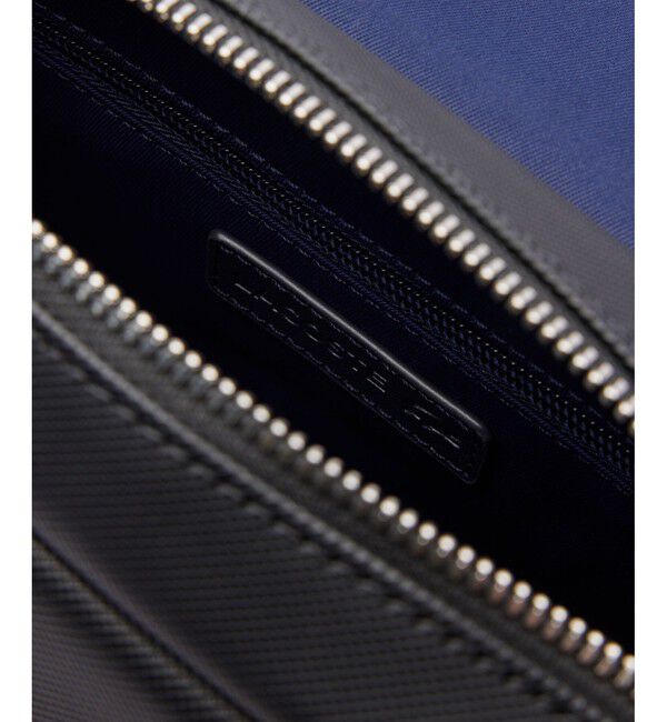 LACOSTE「メンズクラシック ミニメッセンジャーバッグ」|ショルダー・メッセンジャー|