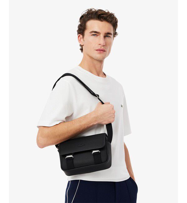 LACOSTE「メンズクラシック ミニメッセンジャーバッグ」|ショルダー・メッセンジャー|