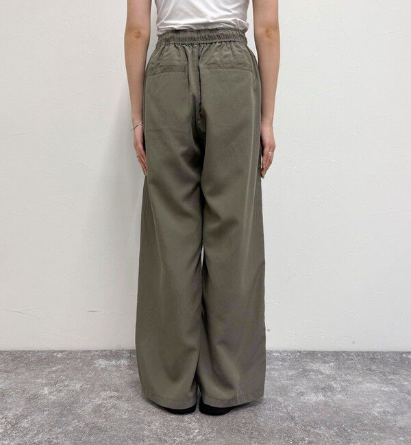 fredy emue「シルキーリネンイージーパンツ」|チノ|