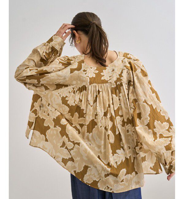 ROPE「【DEVEAUX（デヴォー）】別注ボカシフラワーボリュームスリーブブラウス/洗える」|シャツ・ブラウス|