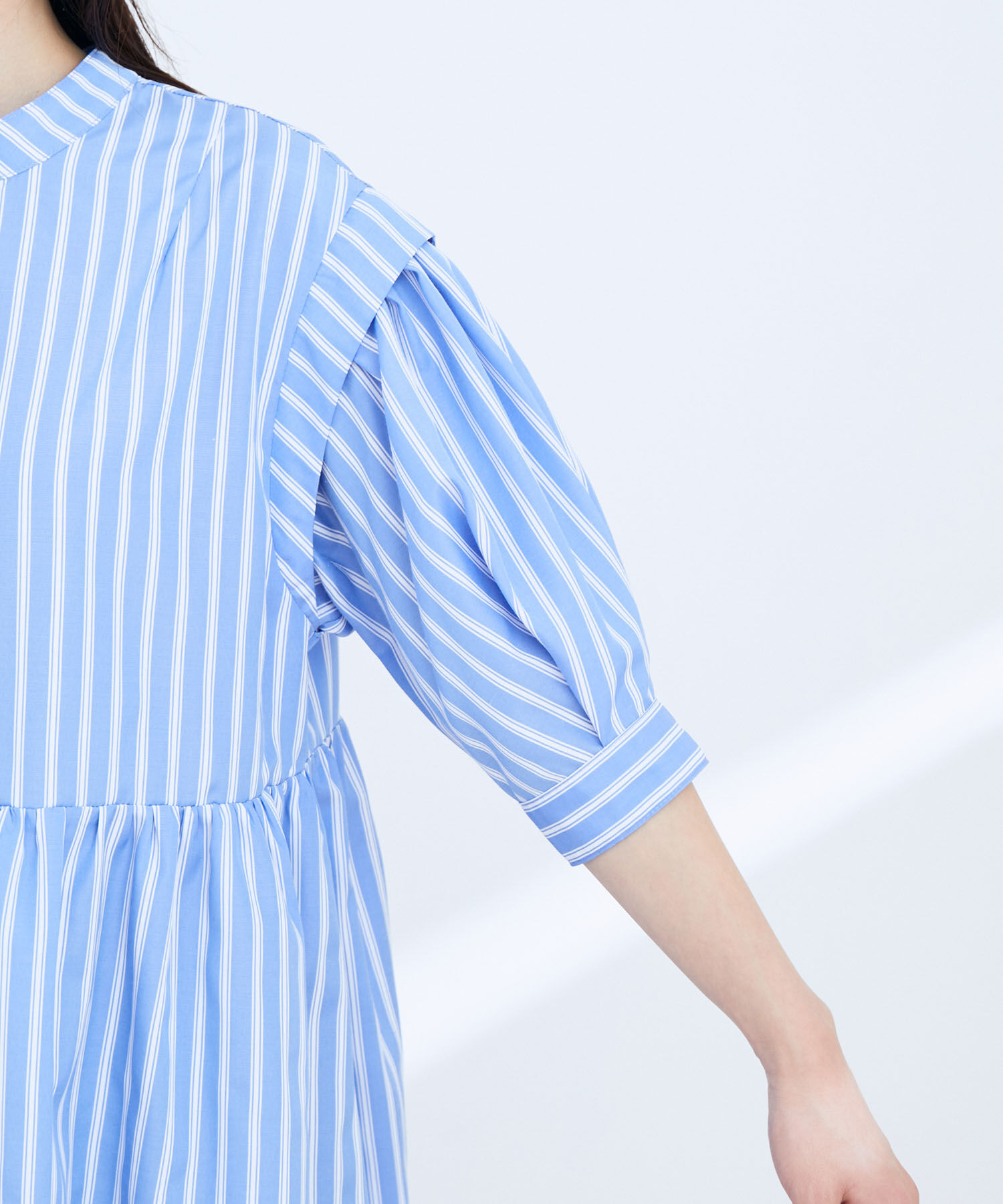 VIS「ストライプ/無地タイプライターチュニックブラウス」|シャツ・ブラウス|