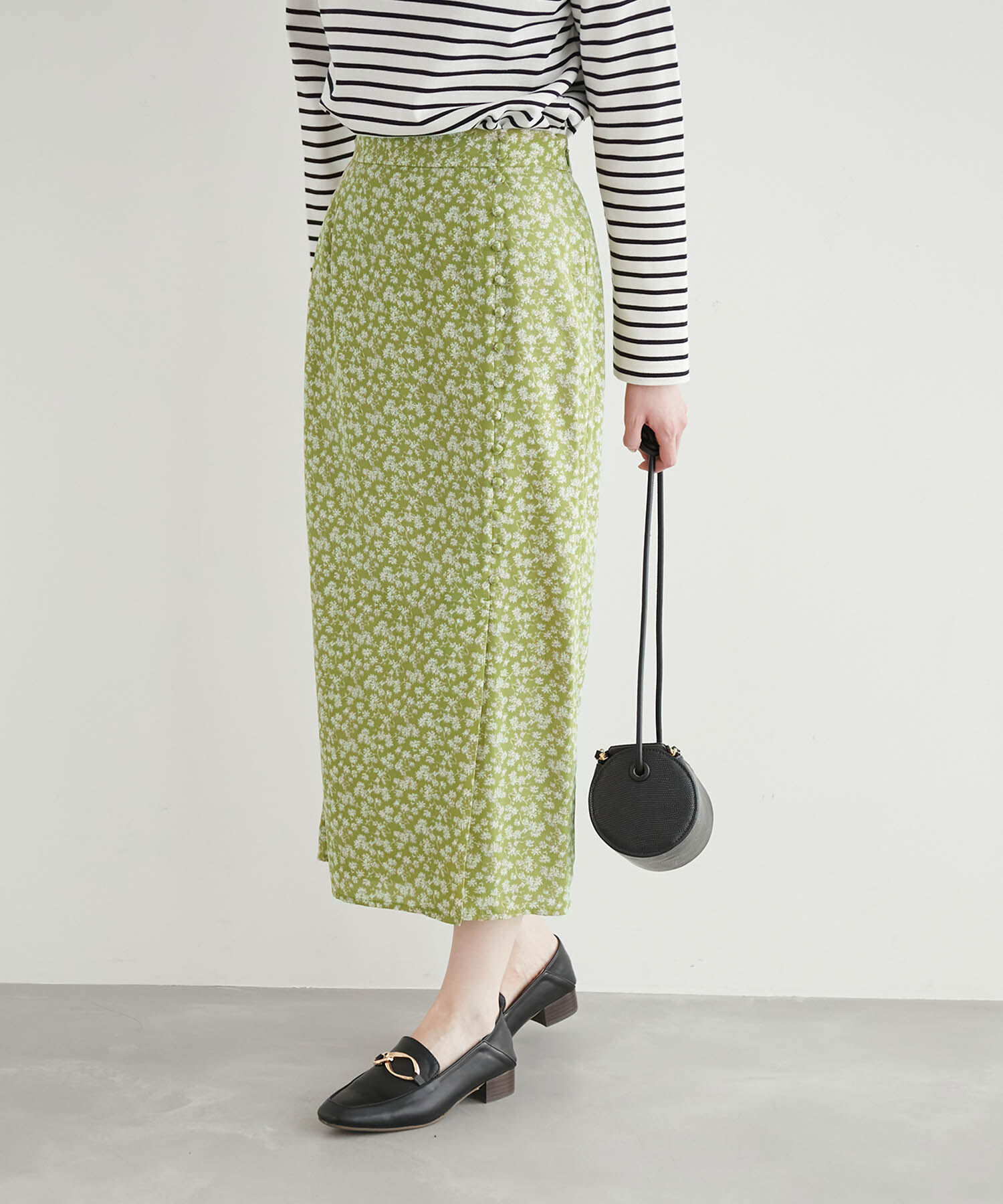 Rope&rsquo;Picnic「フラワープリントくるみ釦ラップスカート」|スカート|