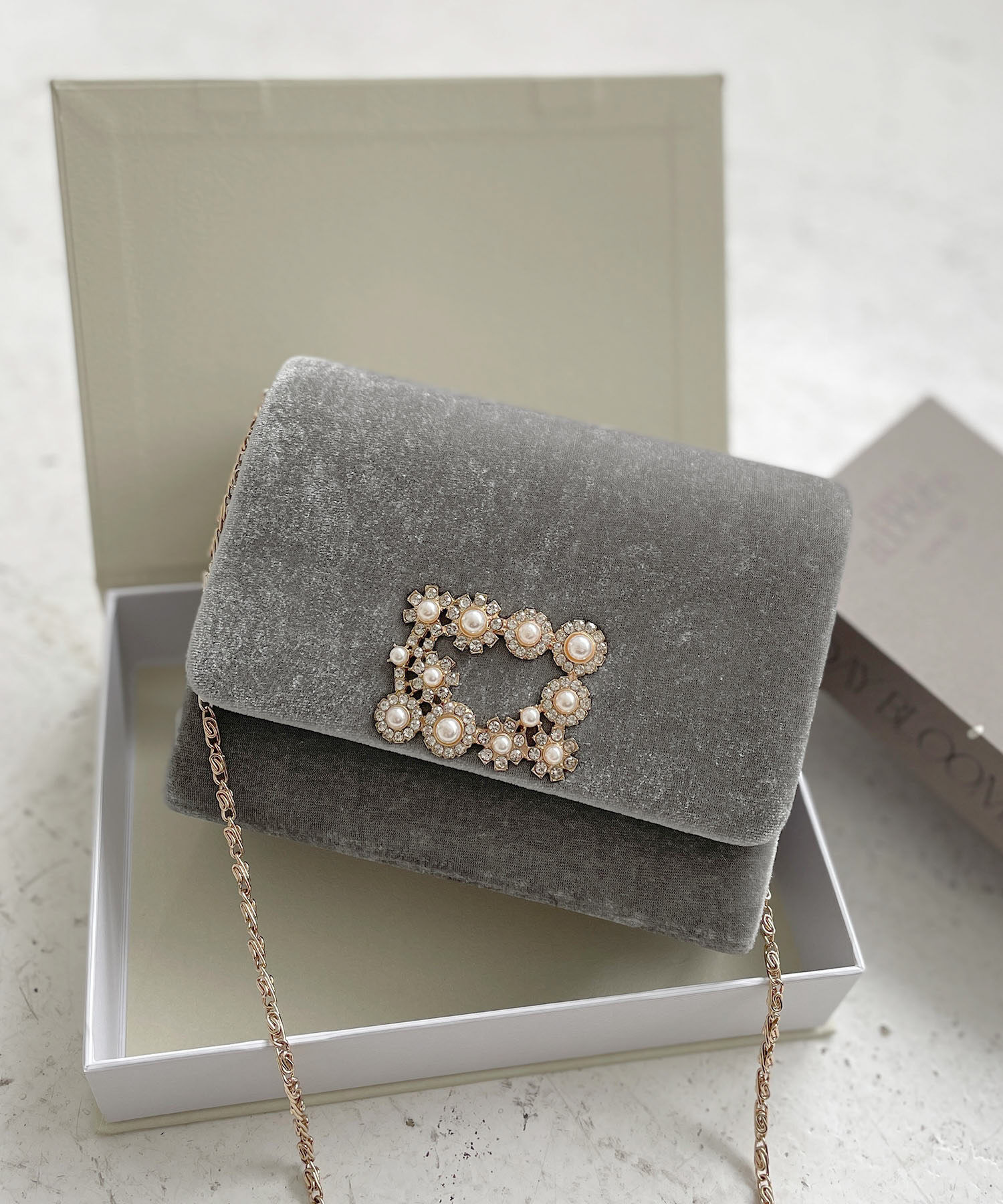 ROPE PICNIC PASSAGE「ビジューベロアクラッチ＆ショルダーバッグ」|ショルダー・メッセンジャー|ライトグレー(08)