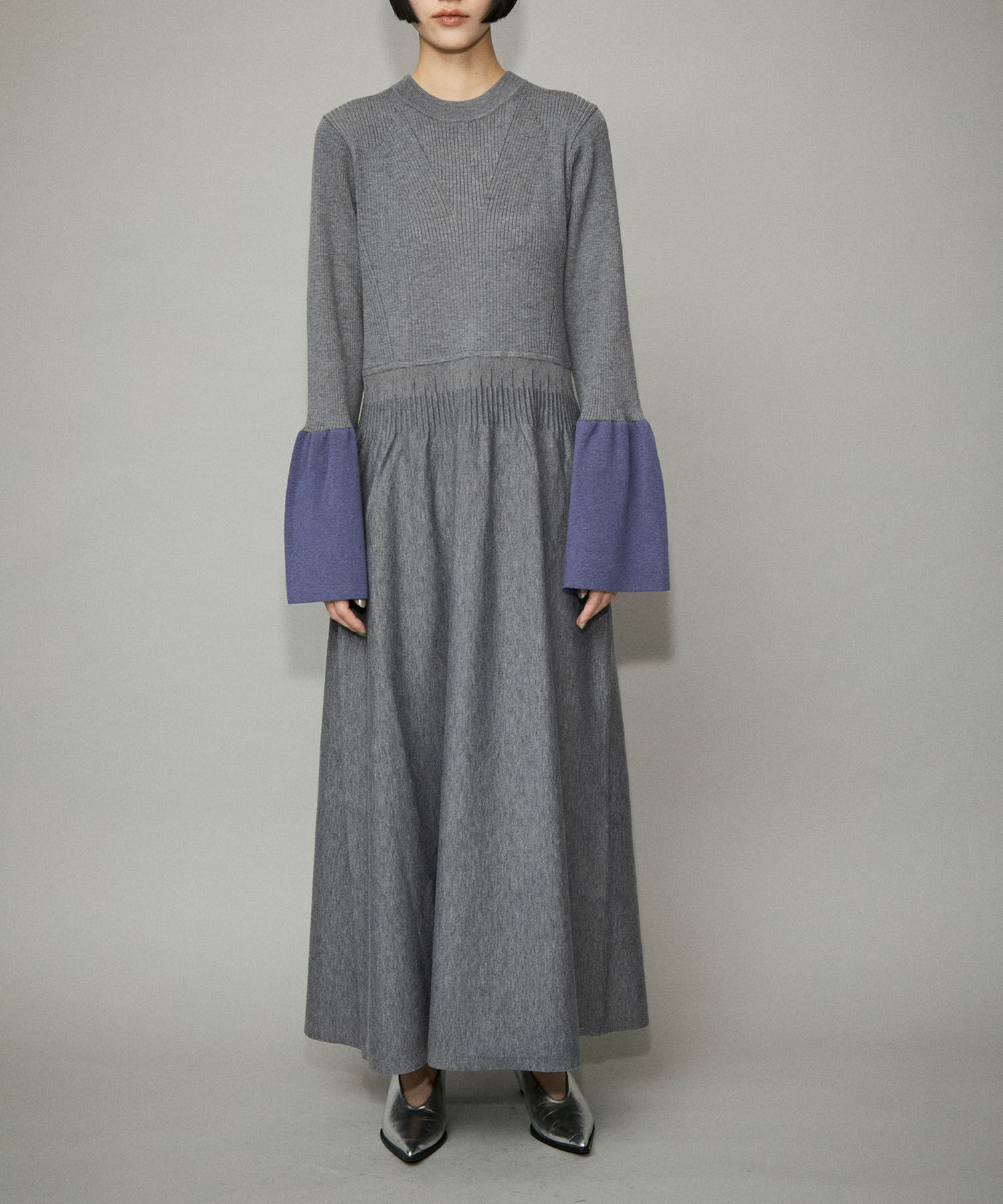 ADAM ET ROPE'「フレアカフスニットワンピース」|ワンピース|