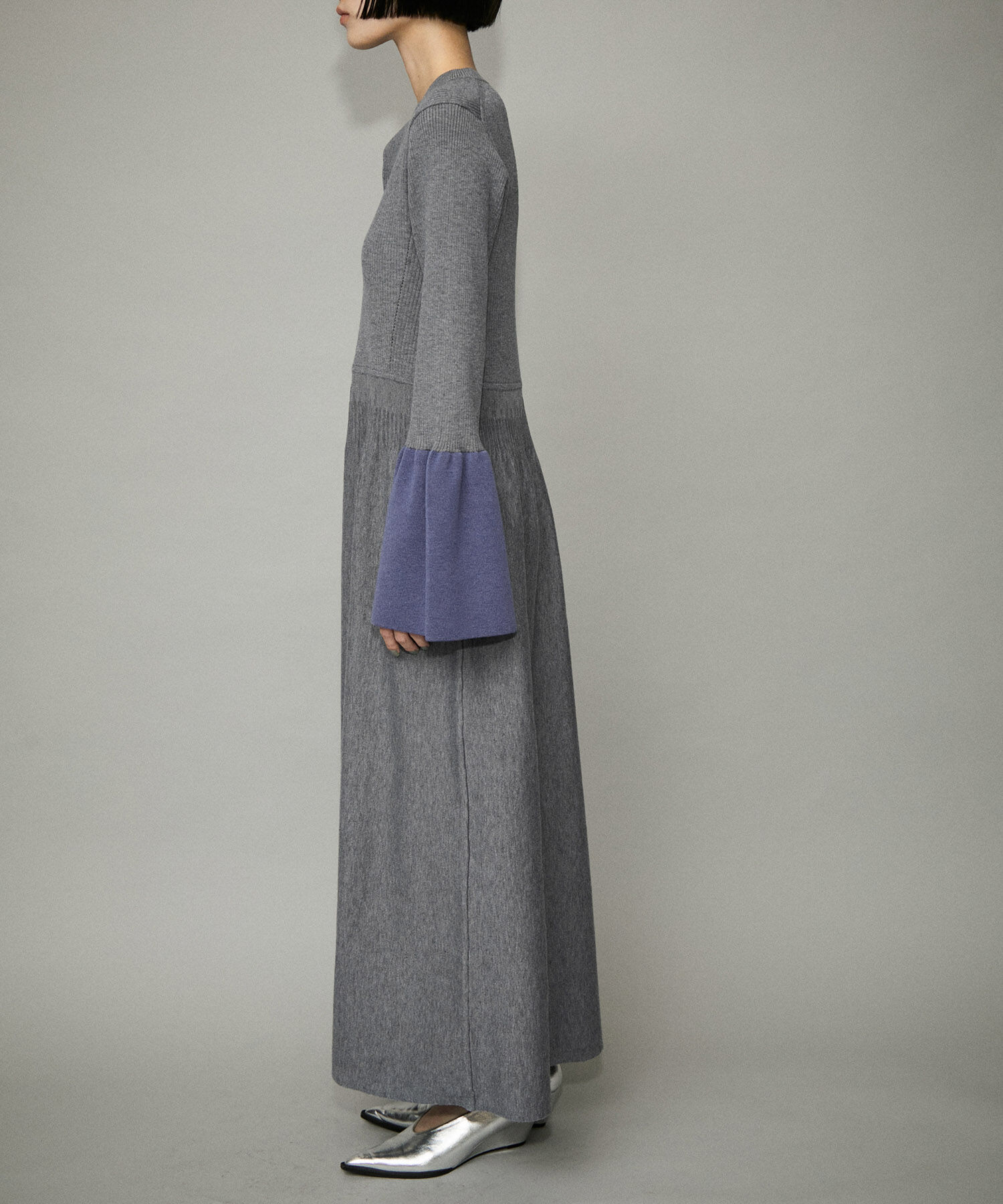 ADAM ET ROPE'「フレアカフスニットワンピース」|ワンピース|