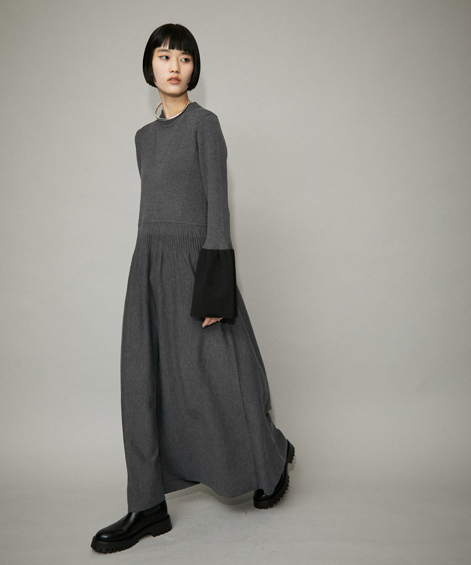 ADAM ET ROPE'「フレアカフスニットワンピース」|ワンピース|