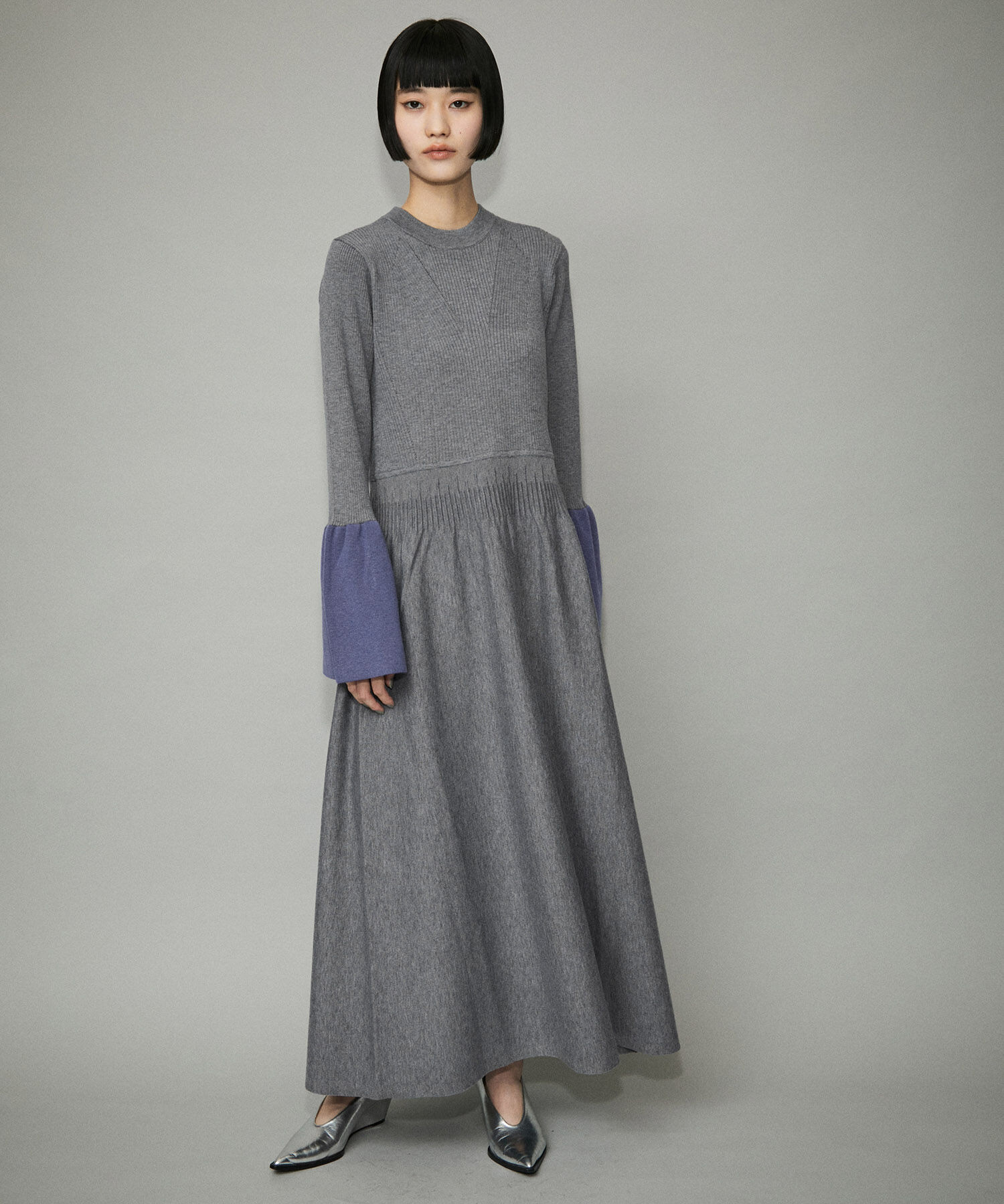 ADAM ET ROPE'「フレアカフスニットワンピース」|ワンピース|