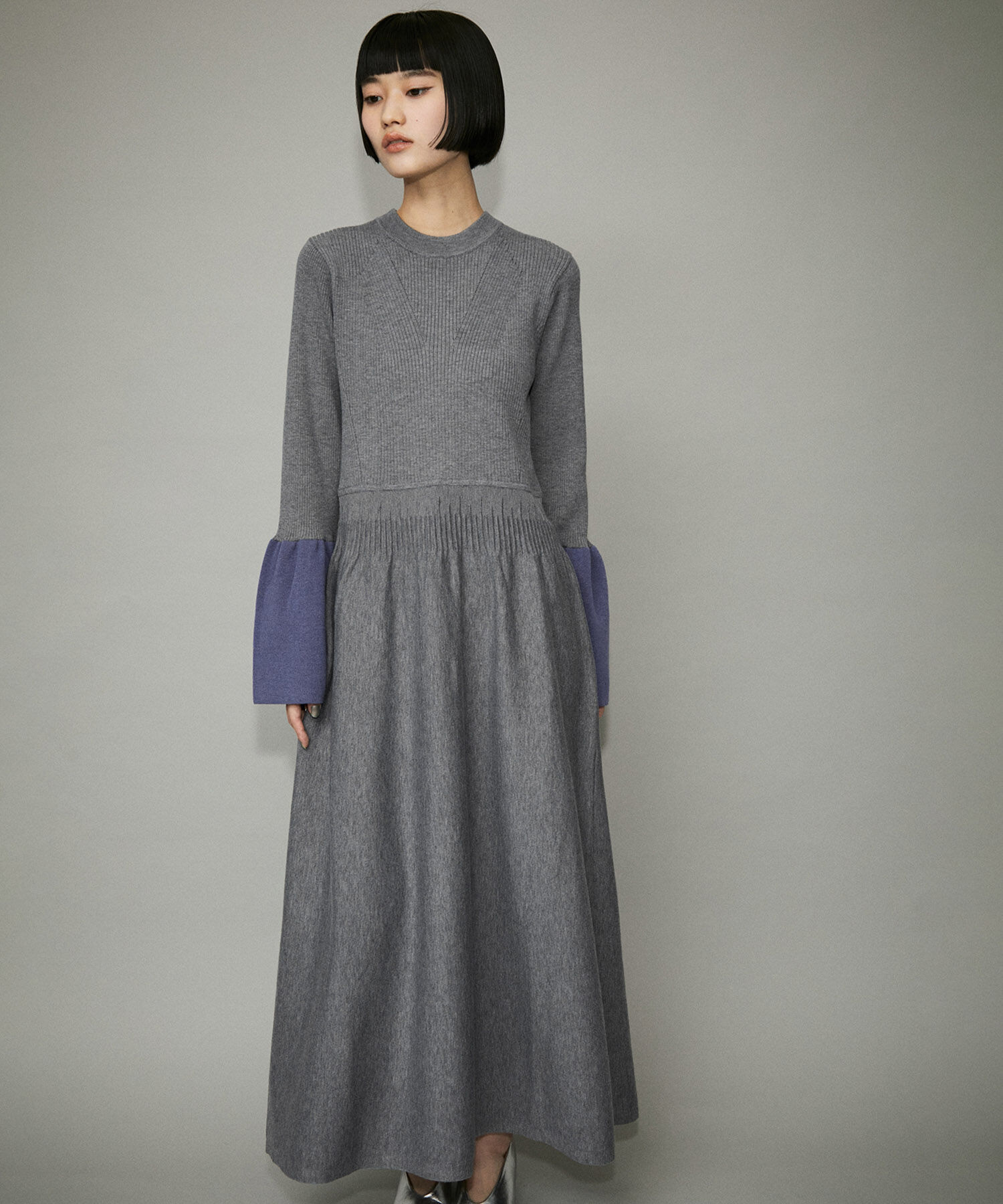 ADAM ET ROPE'「フレアカフスニットワンピース」|ワンピース|