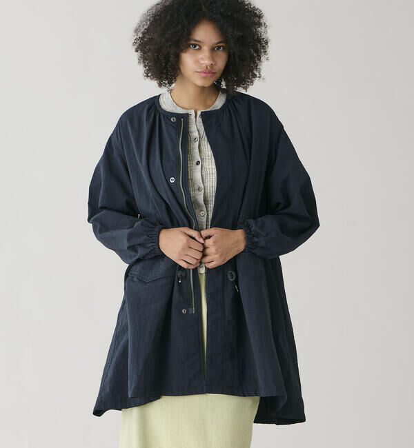 LE GLAZIK「LE GLAZIK | ナイロン ノーカラーコート WOMEN」|トレンチコート|