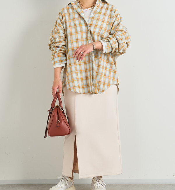  「《累計販売１万枚突破！・全骨格着やせ》スリットダンボールナロースカート」|スカート|