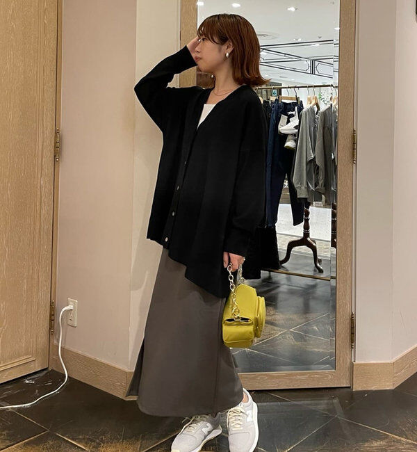  「《累計販売１万枚突破！・全骨格着やせ》スリットダンボールナロースカート」|スカート|