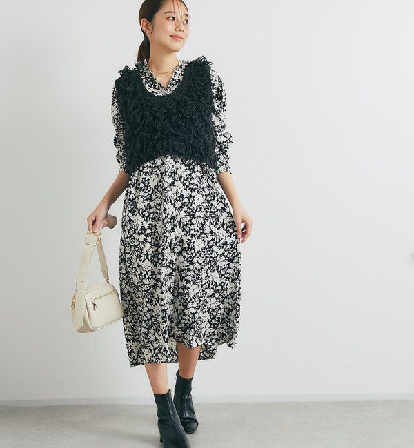  「《パッと目を惹く華やかコーデに》フリルニットベスト」|ニット・セーター|