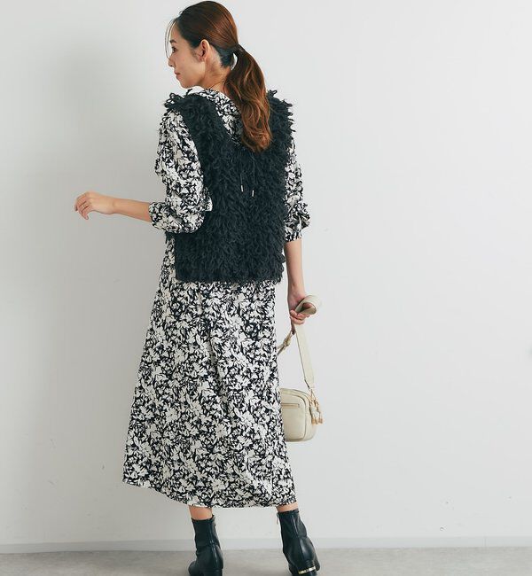  「《パッと目を惹く華やかコーデに》フリルニットベスト」|ニット・セーター|