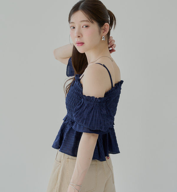  「【マルチウェイ】シャーリングリボンオフショルトップス」|シャツ・ブラウス|