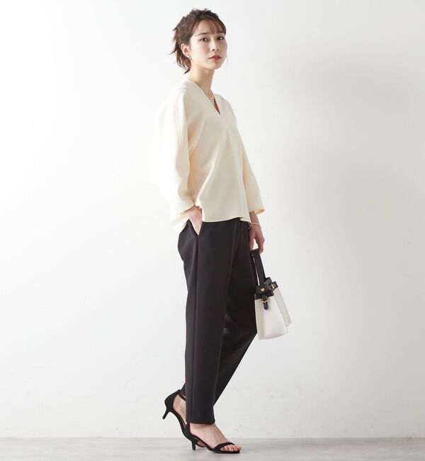 Liesse「ボンディングニットVネックドルマントップス（セットアップ対応可）」|シャツ・ブラウス|