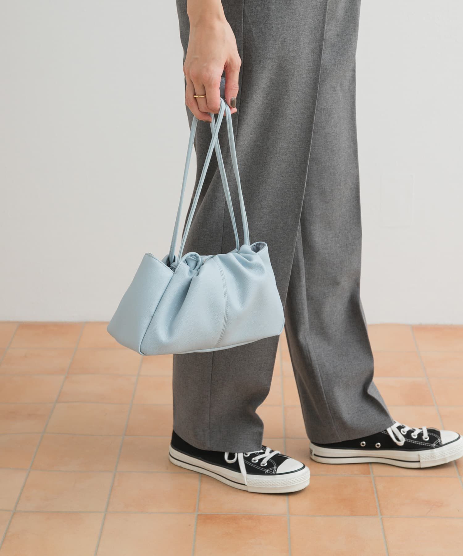 URBAN RESEARCH DOORS「2WAY巾着ショルダーバッグ」|ショルダー・メッセンジャー|