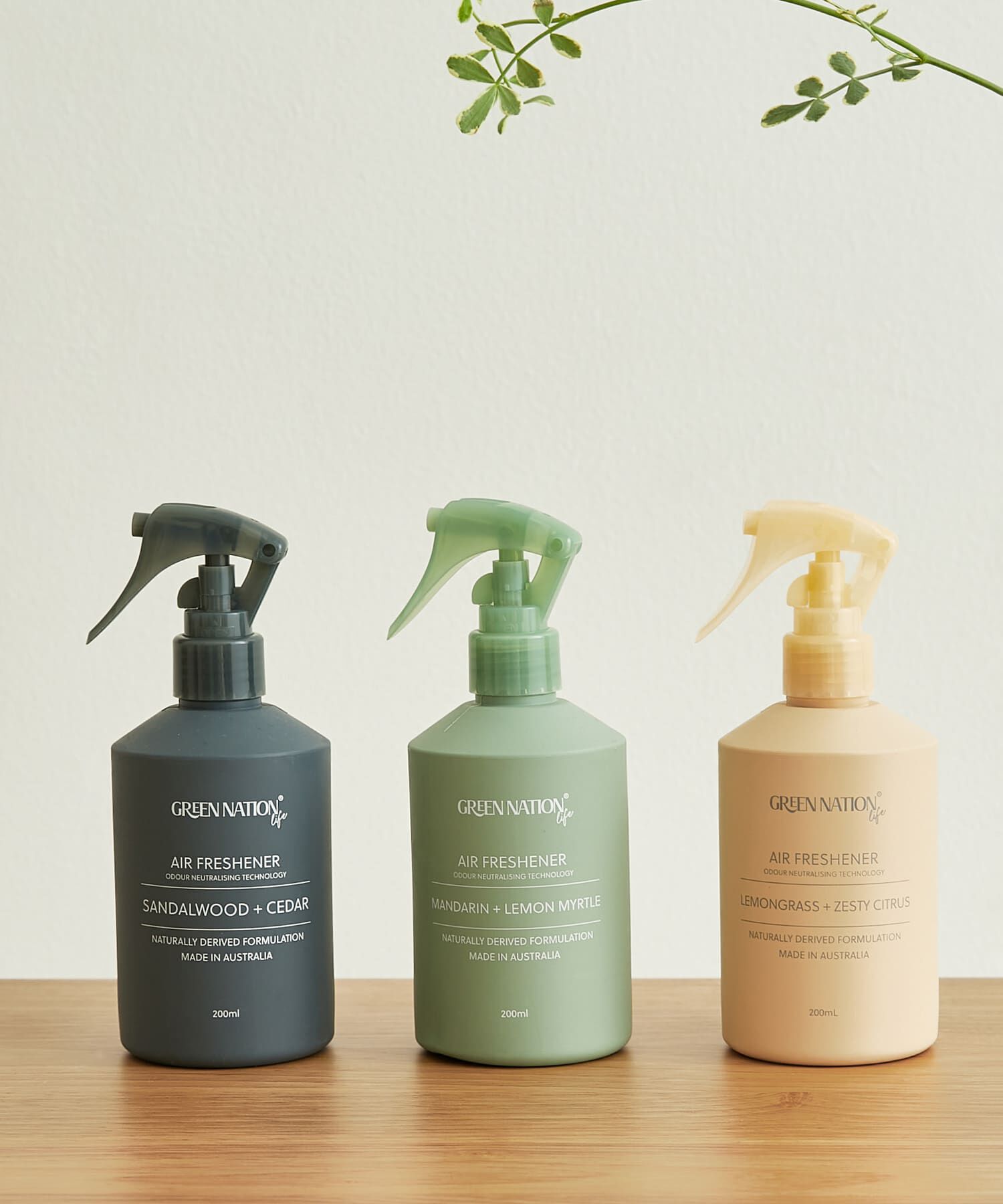 URBAN RESEARCH DOORS「Green Nation Life　エアーフレッシュナー 200ml」|アロマ・ルームフレグランス|