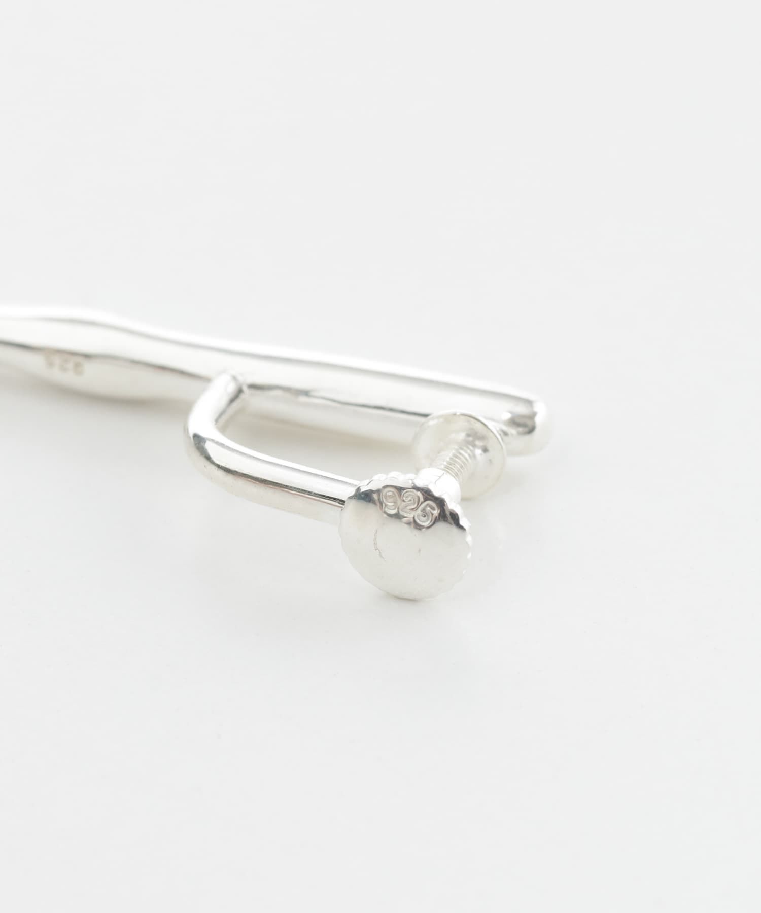 SMELLY「SMELLY so&rsquo;　long bar earring」|イヤリング|