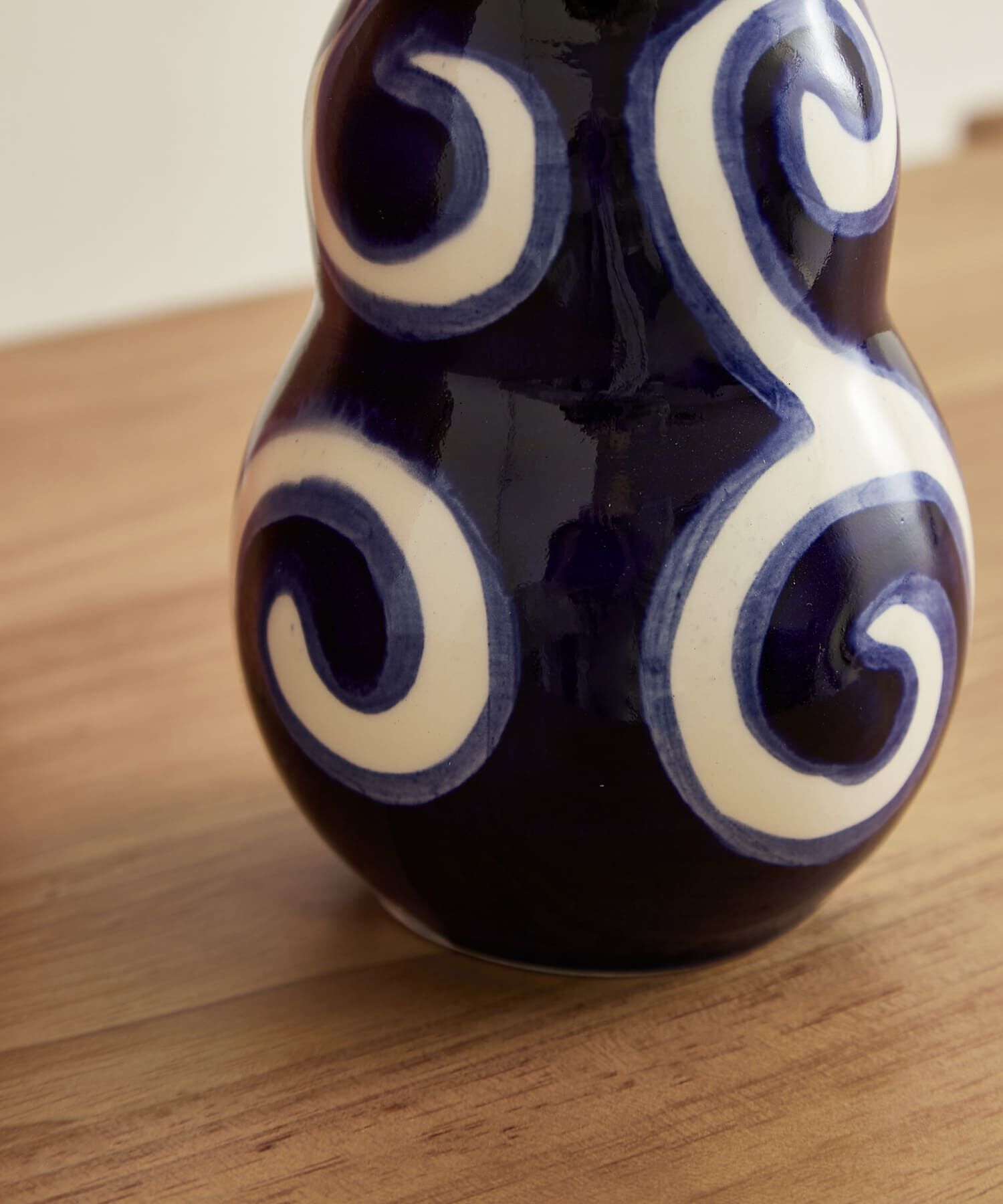 URBAN RESEARCH DOORS「KAHLER　Tulle ベース (ブルー) H13cm」|フラワーベース|