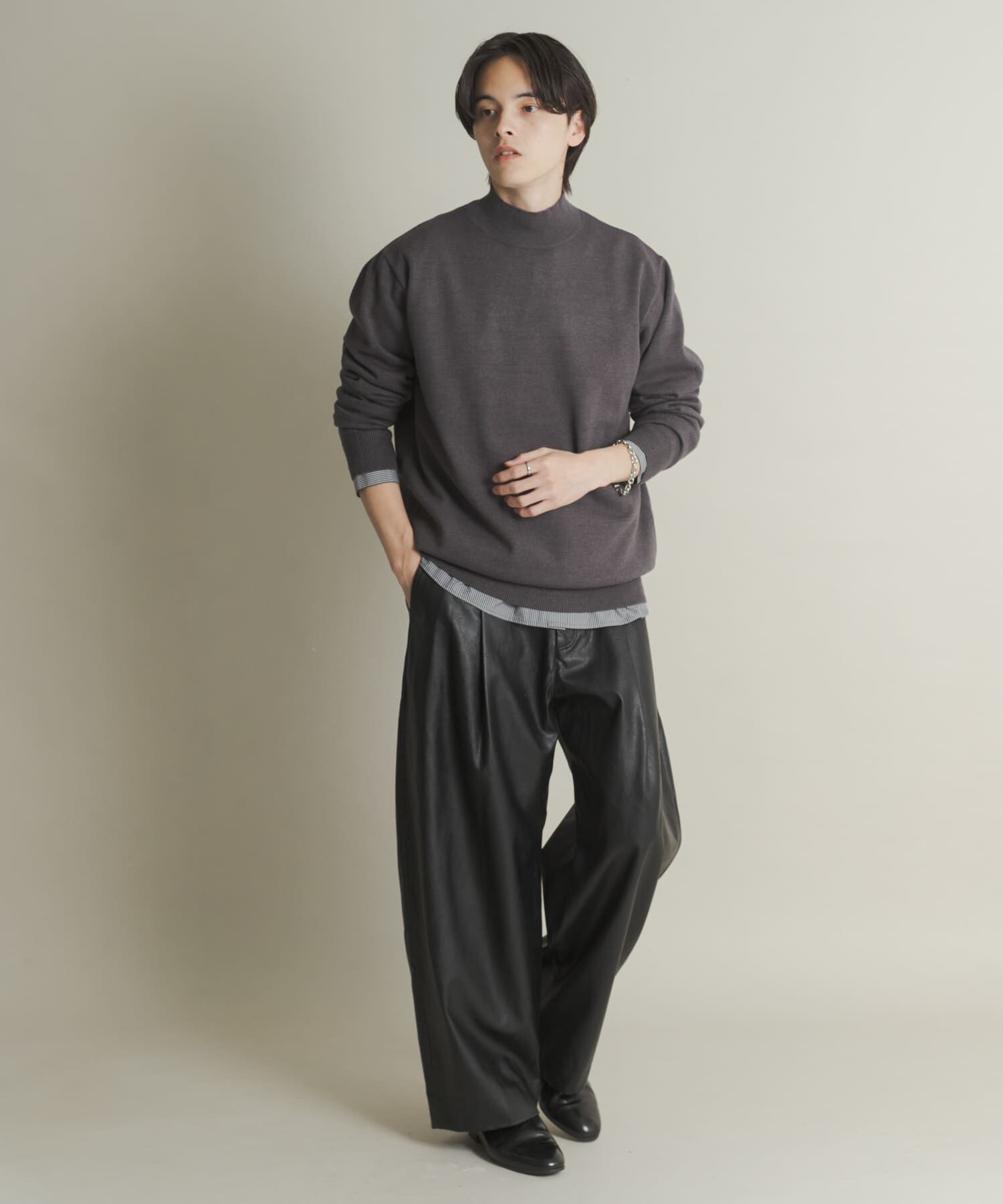 SENSE OF PLACE by URBAN RESEARCH「『一部WEB限定カラー』『洗濯可/毛玉防止』ストレッチモックネックニット」|ニット・セーター|