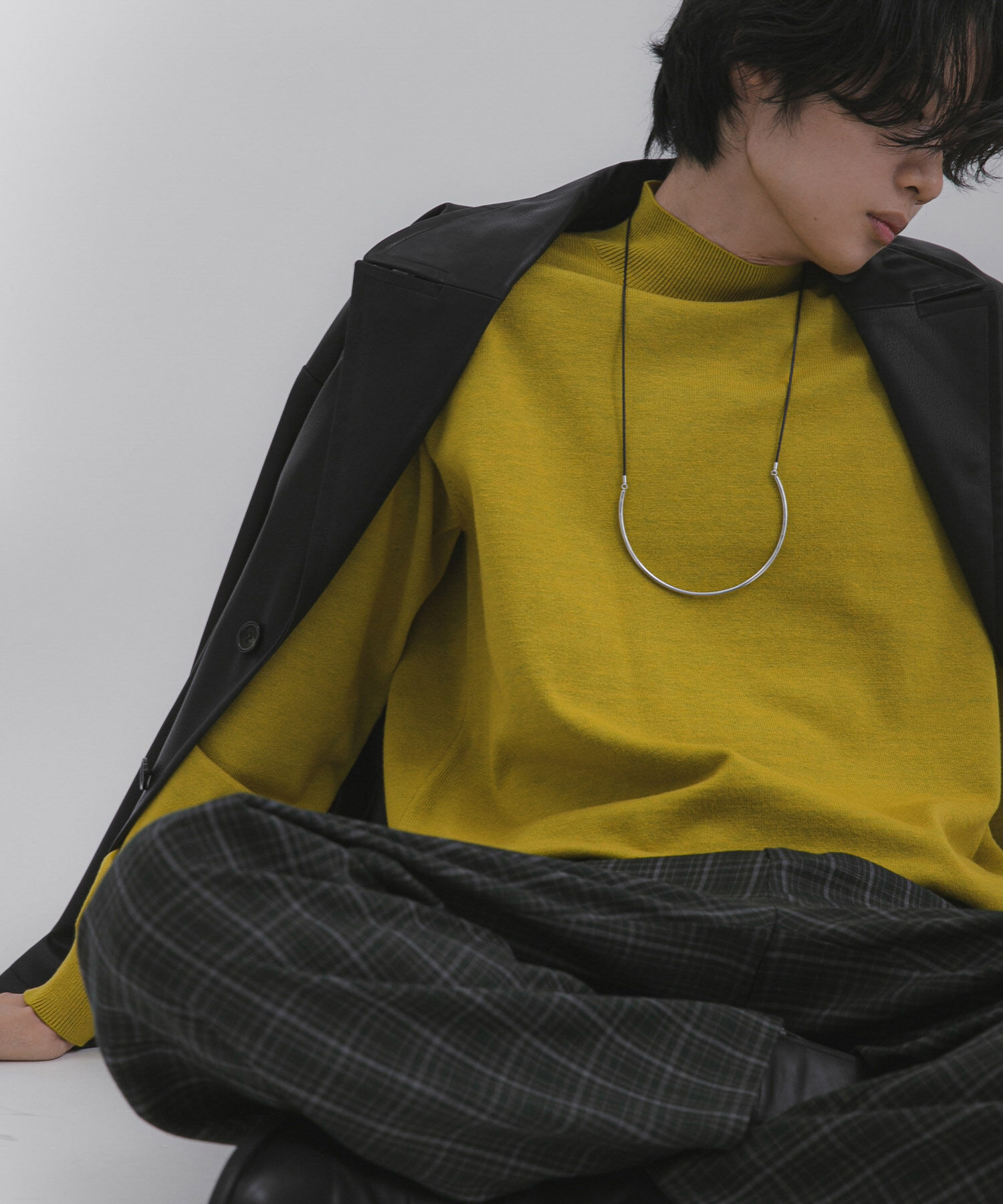 SENSE OF PLACE by URBAN RESEARCH「『一部WEB限定カラー』『洗濯可/毛玉防止』ストレッチモックネックニット」|ニット・セーター|マスタード