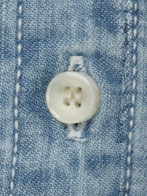 AMERICAN HOLIC「Wポケットデニムシャツ」|シャツ・ブラウス|