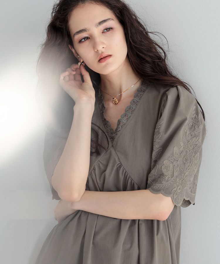 Green Parks「■ESCAR 刺繍スリーブギャザーワンピース」|ワンピース|