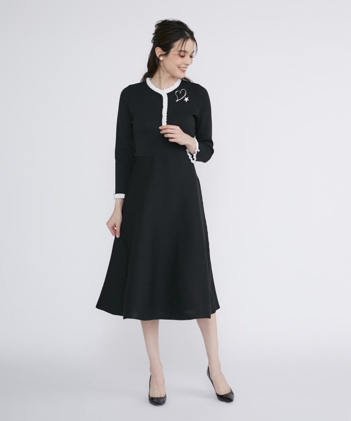 Maglie le cassetto「《大きいサイズ》フリルデザインニットワンピ―ス《M Maglie le cassetto》」|ワンピース|