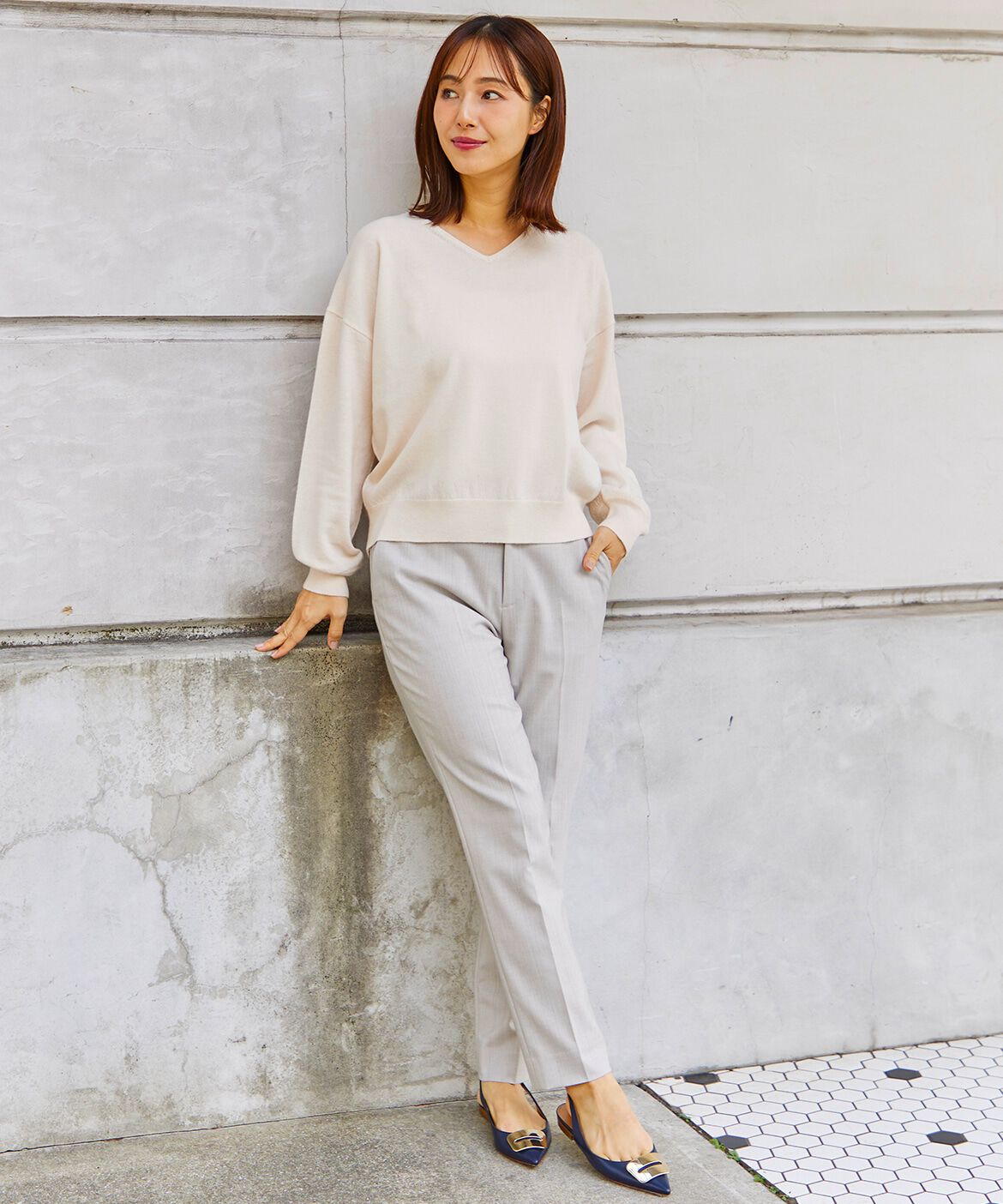 INED「ウール100％Vネックニット」|ニット・セーター|