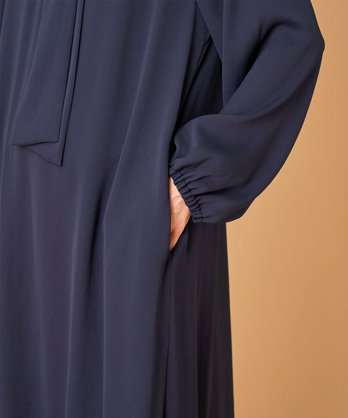 INED「《大きいサイズ》ボウタイワンピース」|ワンピース|