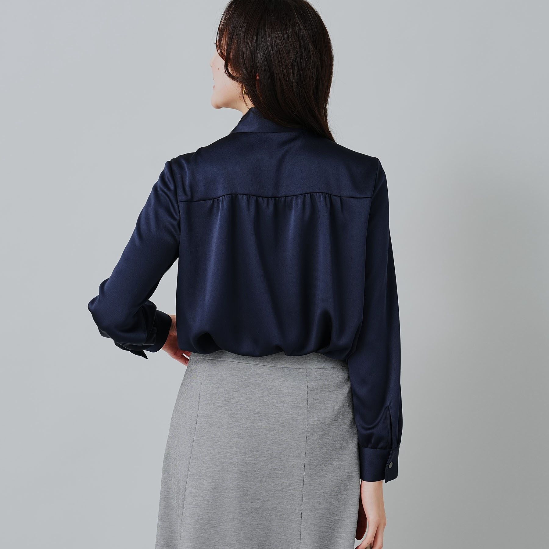 UNTITLED「サテンボウタイブラウス」|シャツ・ブラウス|