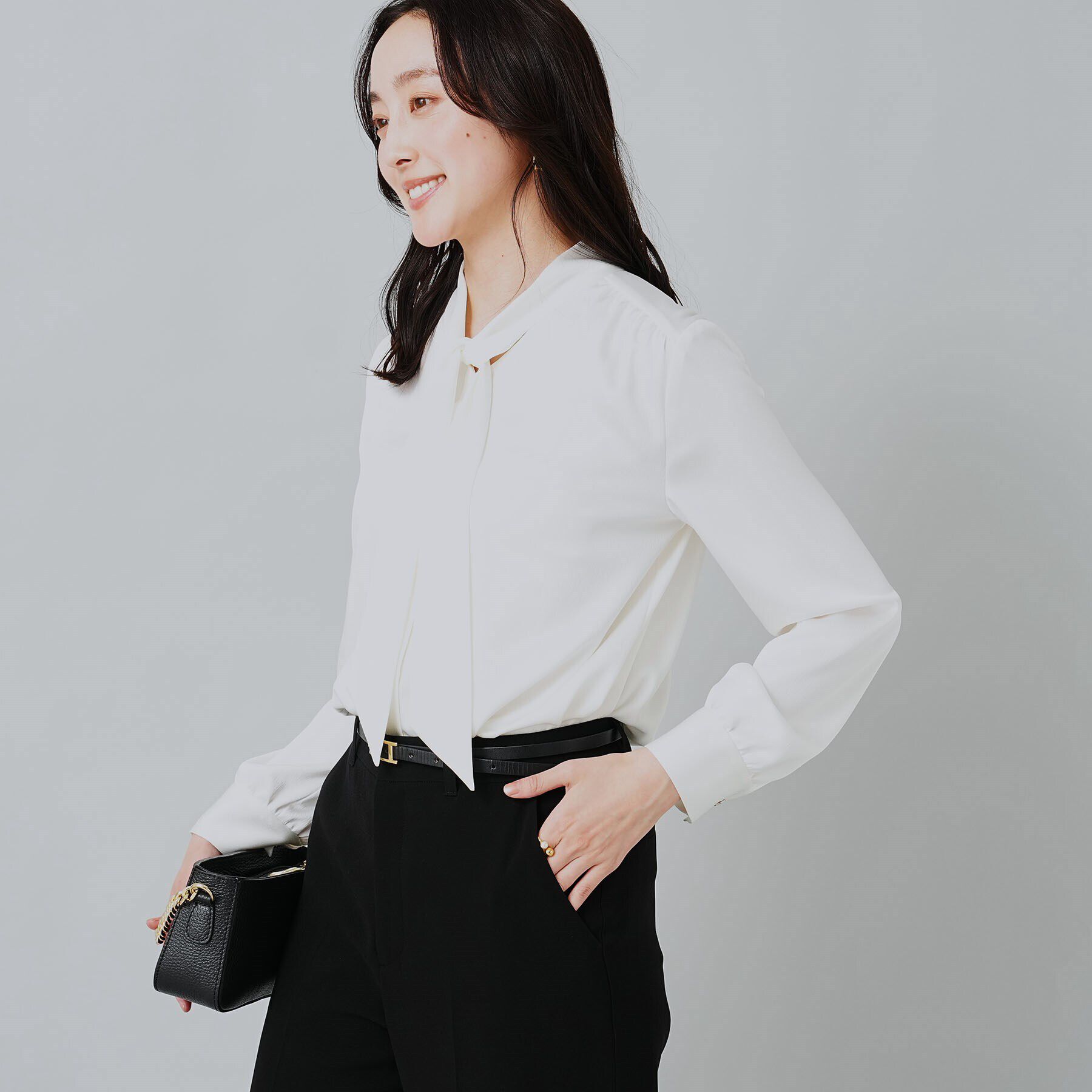 UNTITLED「サテンボウタイブラウス」|シャツ・ブラウス|