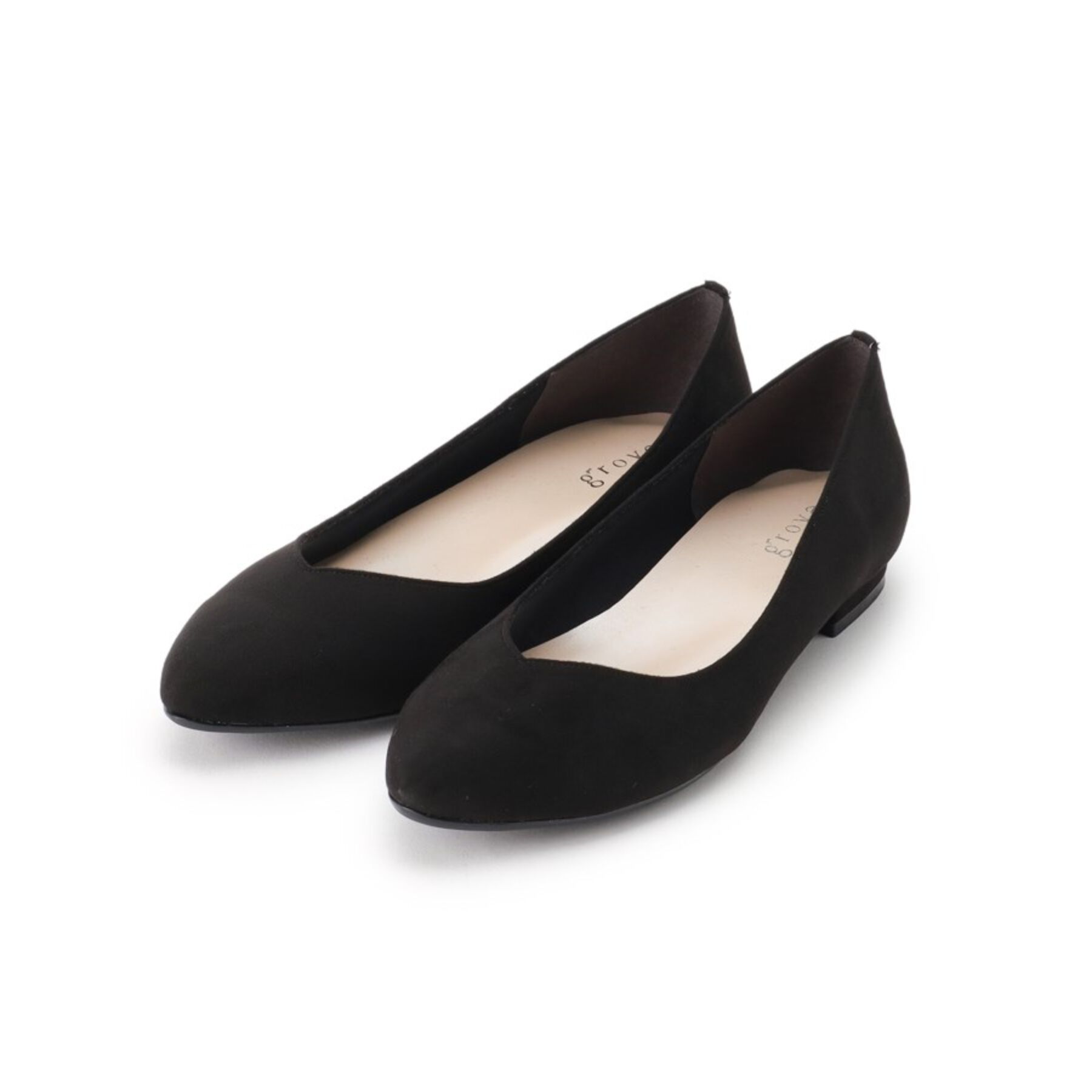 grove「【ふわっと心地よい足入れ】人気デザインが復活!やわここち（R）Vカットフラットパンプス」|パンプス|