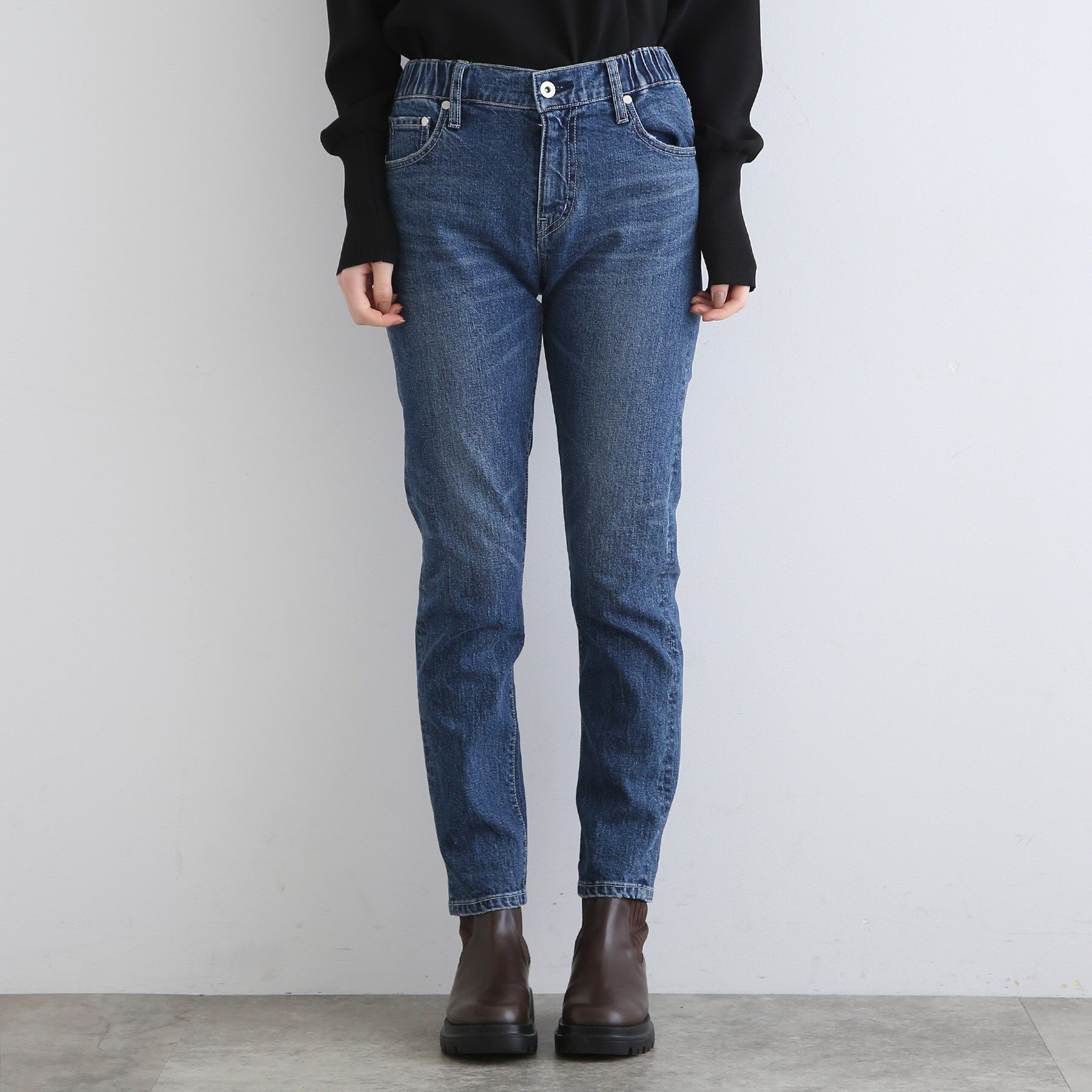 INDIVI「【洗える/ウエストゴム】テーパードデニムパンツ」|デニム|