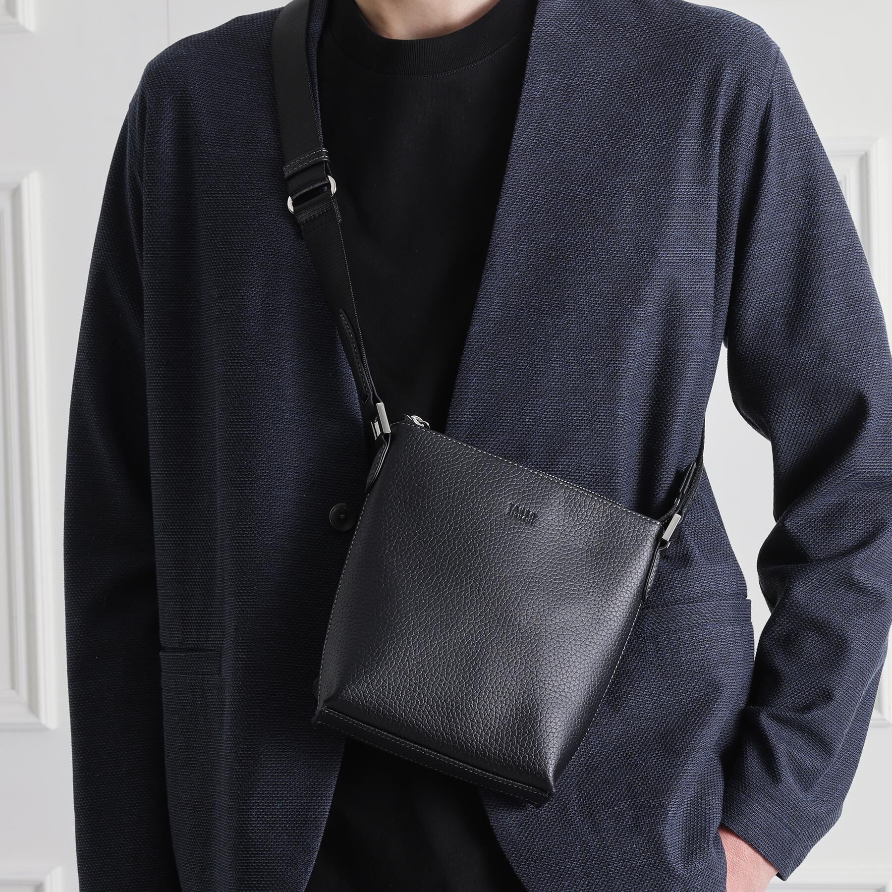 TAKEO KIKUCHI「フレンチシュリンクレザーミニショルダー」|ショルダー・メッセンジャー|