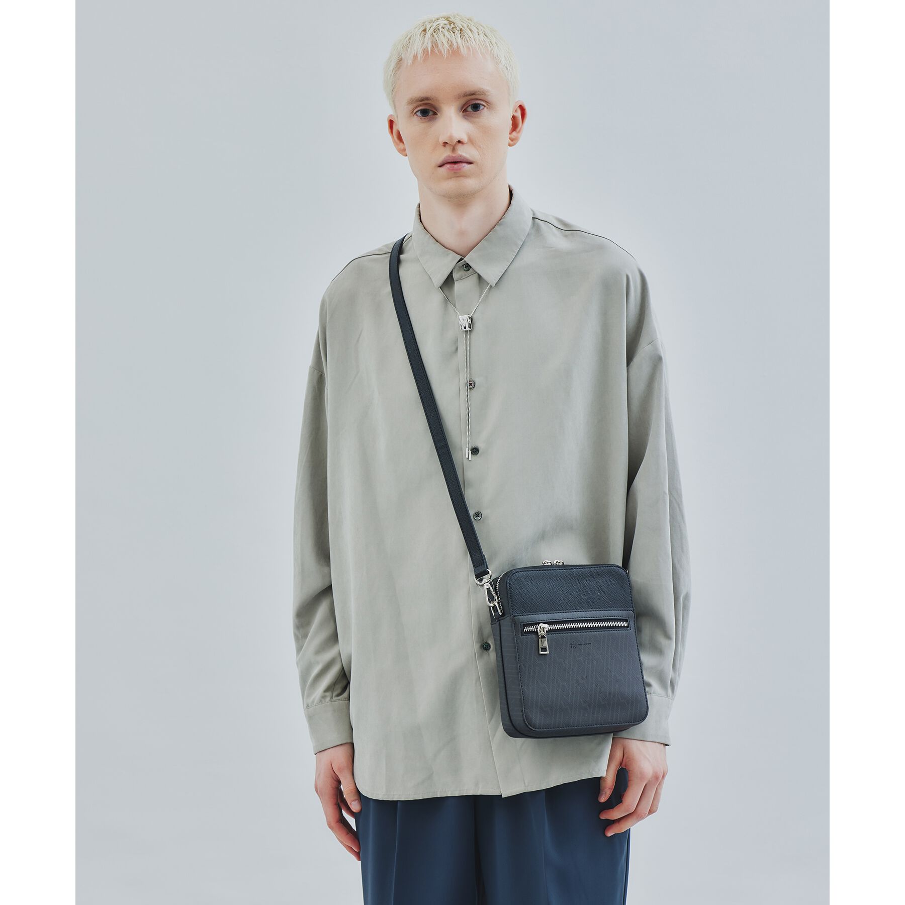 tk.TAKEO KIKUCHI「バイカラースクエアボックスショルダーバッグ」|ショルダー・メッセンジャー|