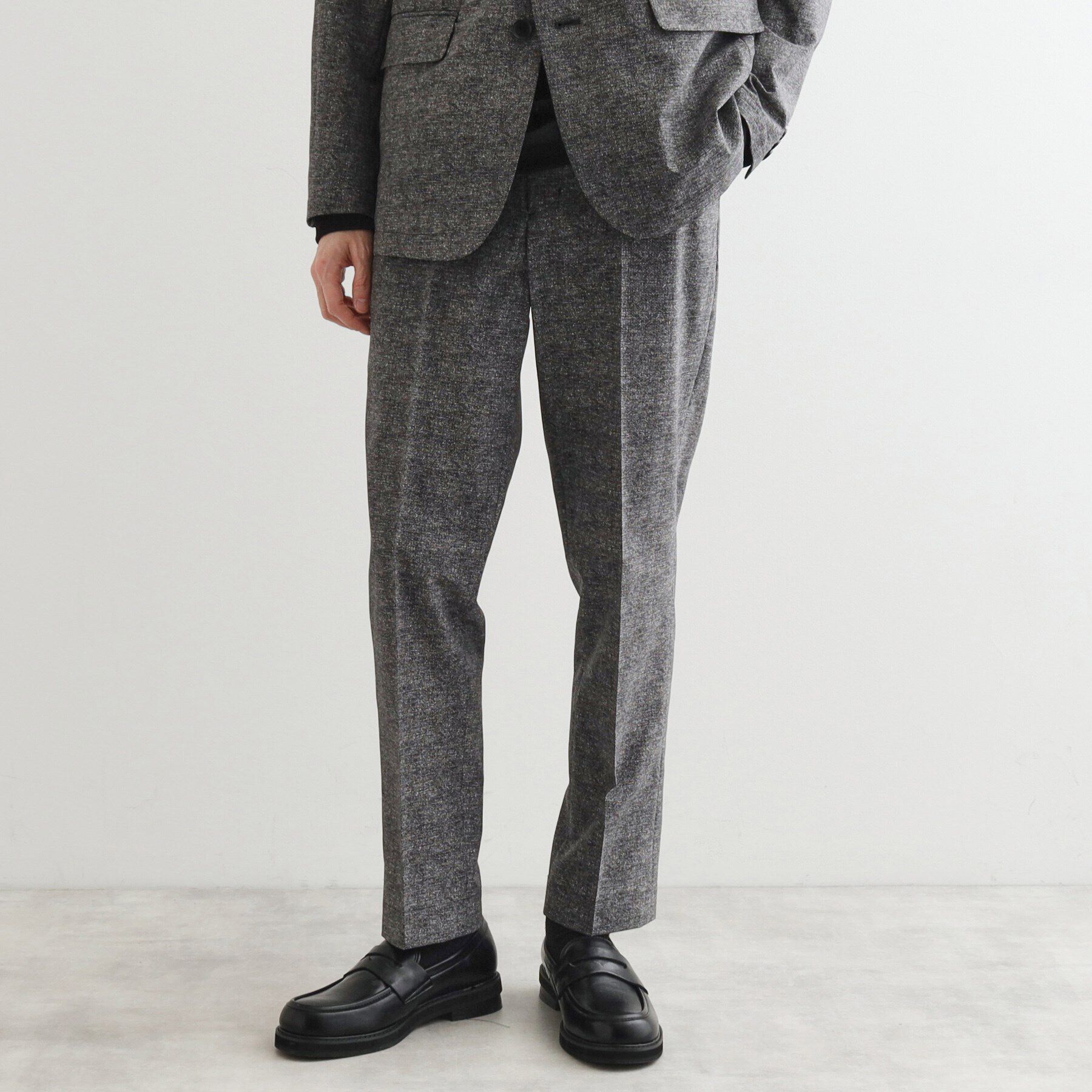 tk.TAKEO KIKUCHI「【洗える／通気性】COOL DOTS(R)テーパードスラックス（セットアップ対応）」|その他|チャコールグレー(7