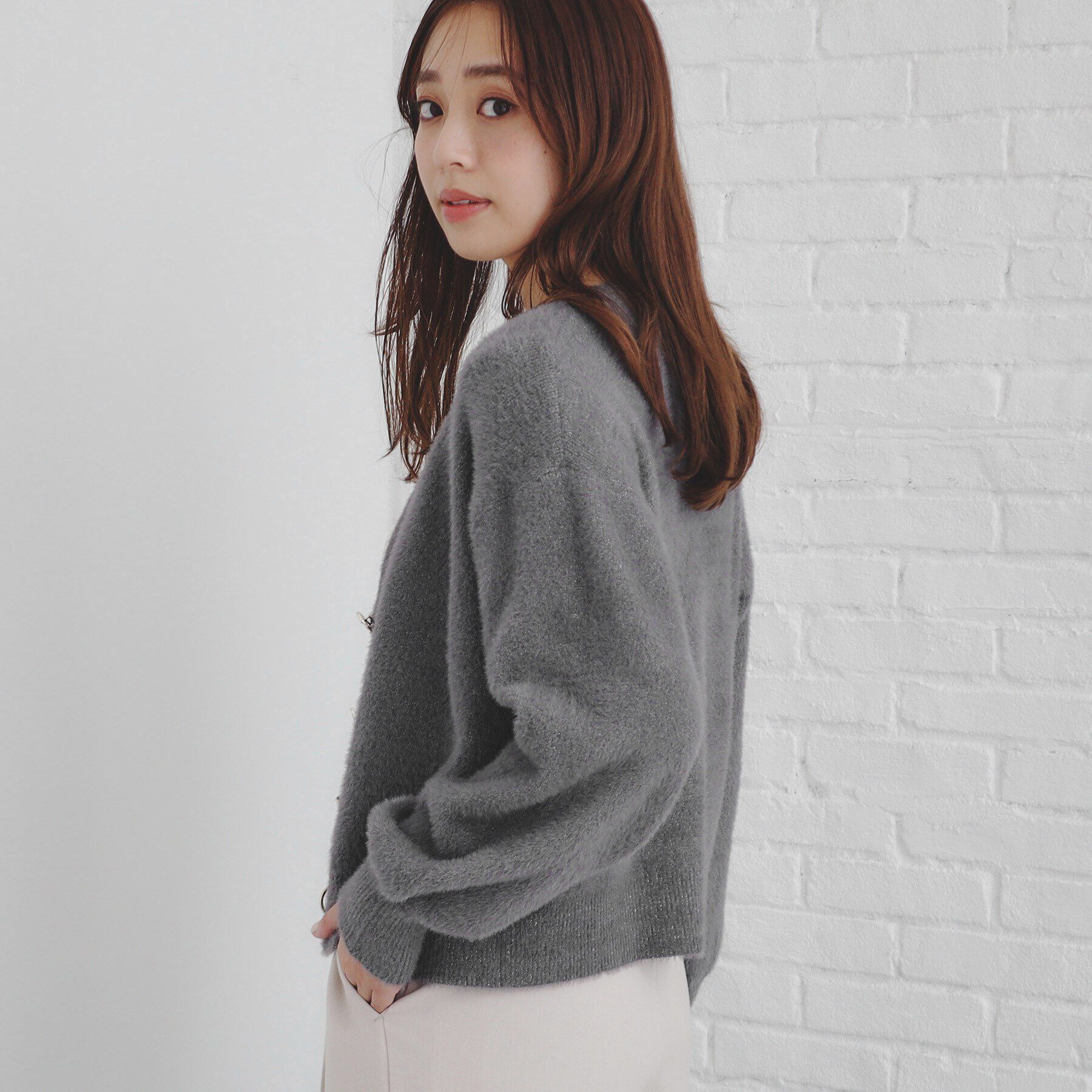 index「《美人百花掲載》ラメフェザーヤーンカーディガン【洗濯機洗い可】」|カーディガン|