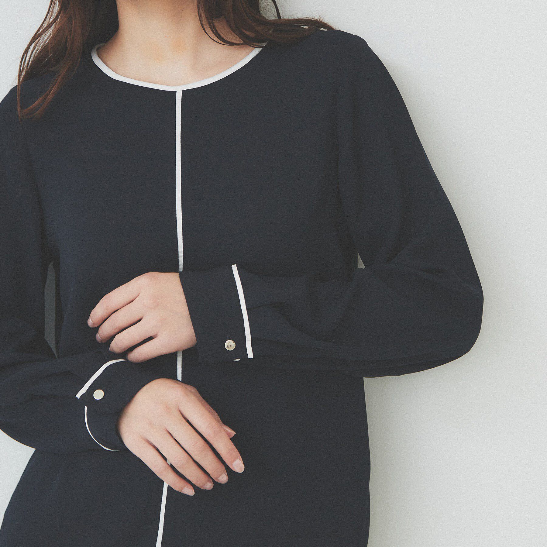 index「バイカラーパイピングブラウス【洗濯機洗い可】」|シャツ・ブラウス|