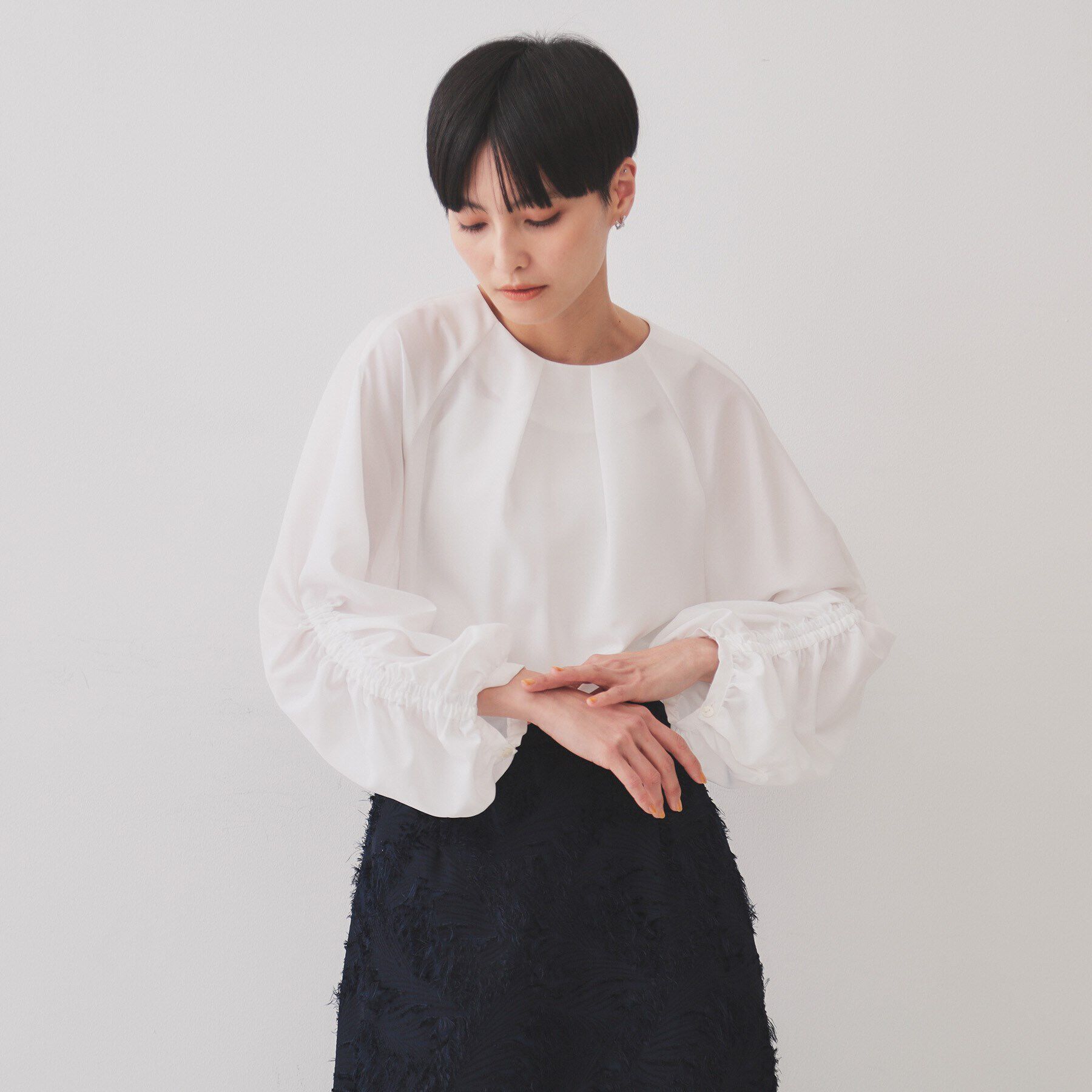 OPAQUE.CLIP「シャーリングスリーブブラウス【洗濯機洗い可】」|シャツ・ブラウス|